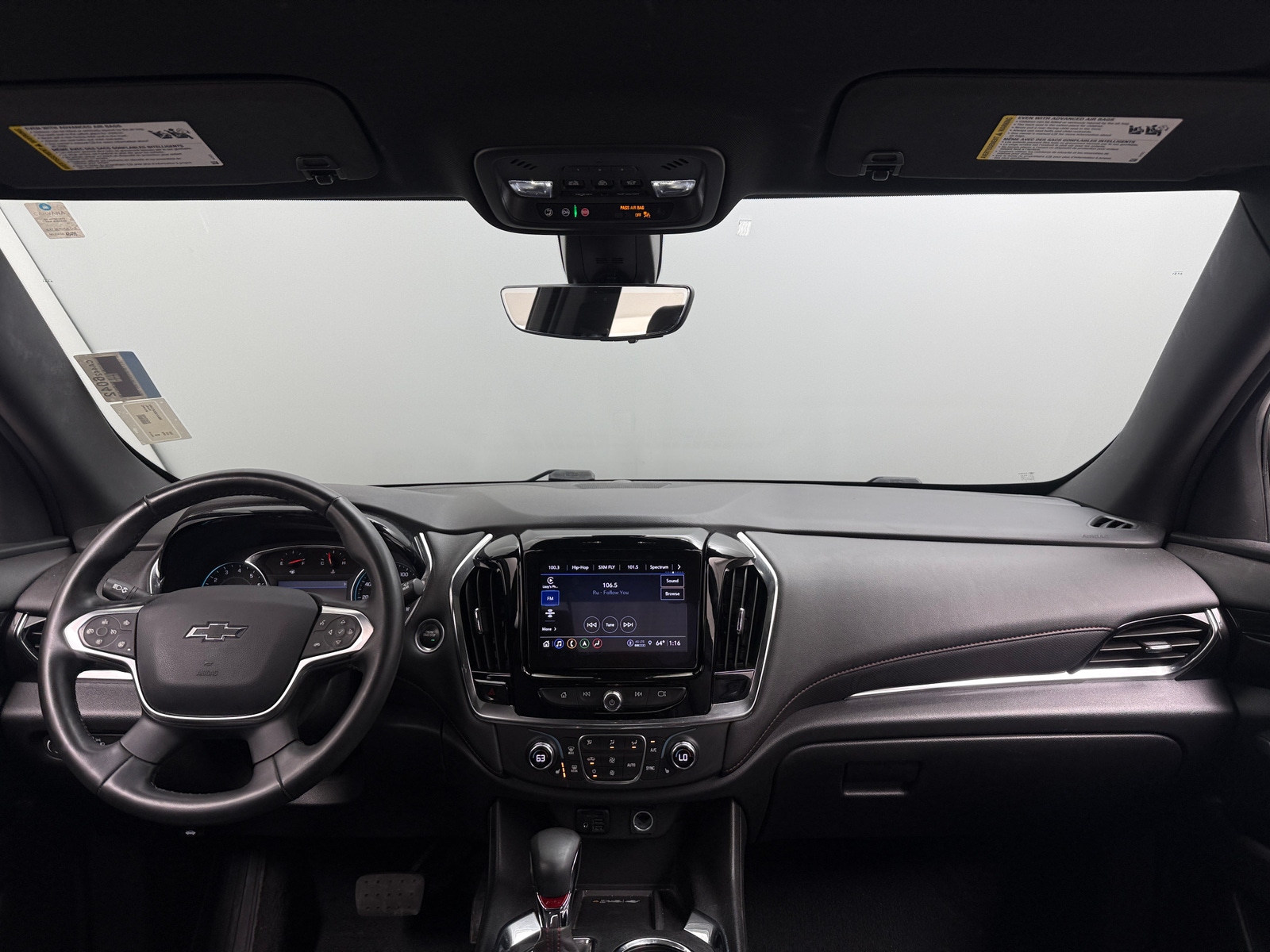 Thumbnail: 2023 Chevrolet Traverse - 2