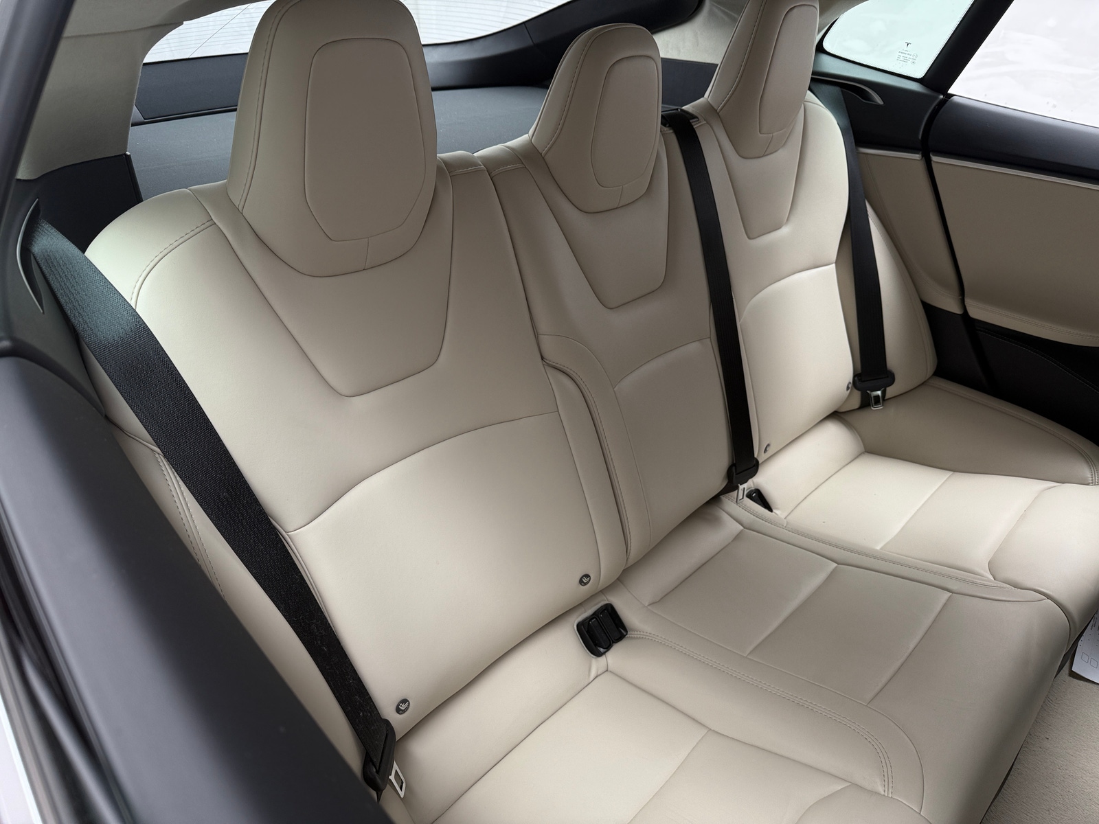 Thumbnail: 2017 Tesla Model S - 5