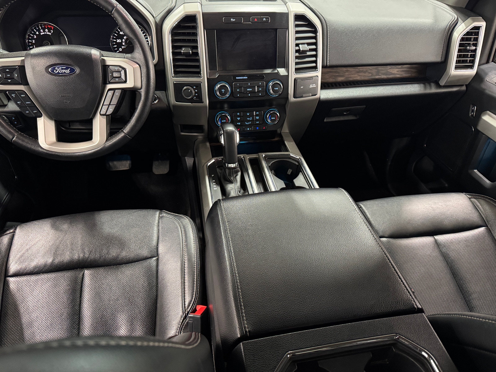 Thumbnail: 2019 Ford Econoline - 2