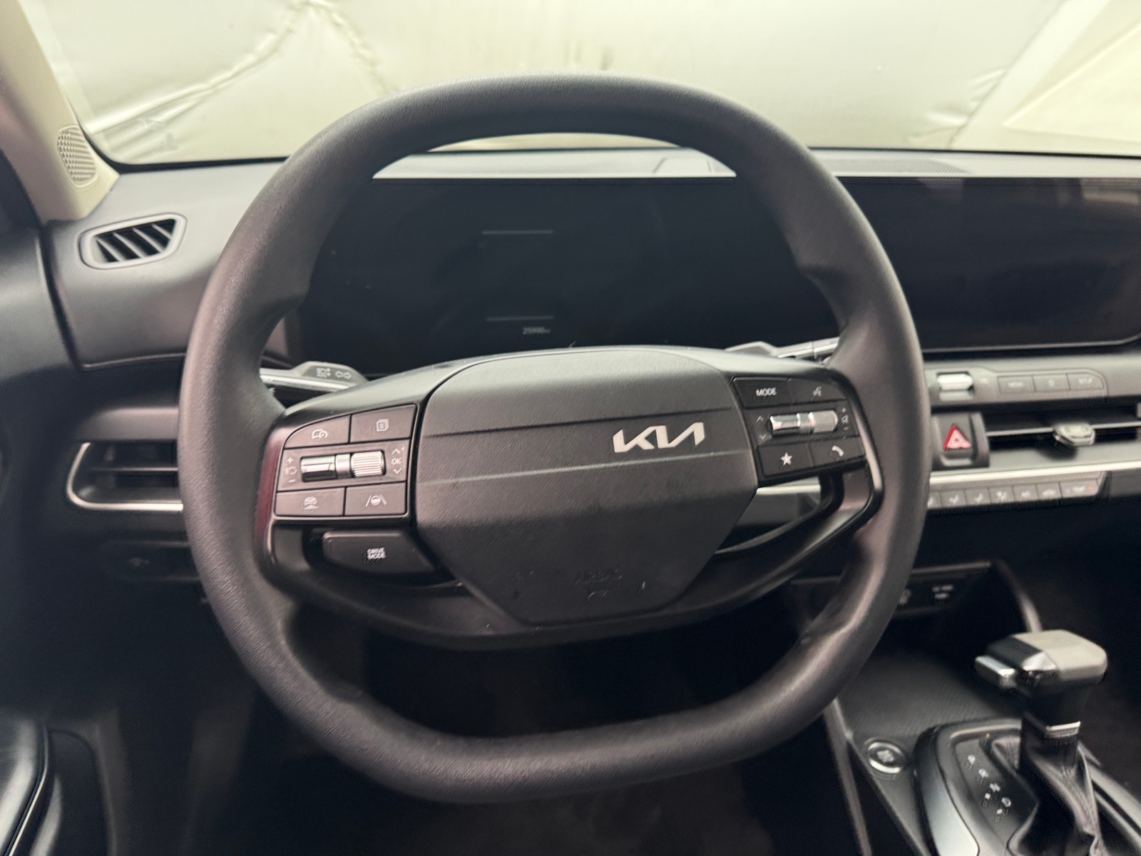 Thumbnail: 2025 Kia K4 - 5