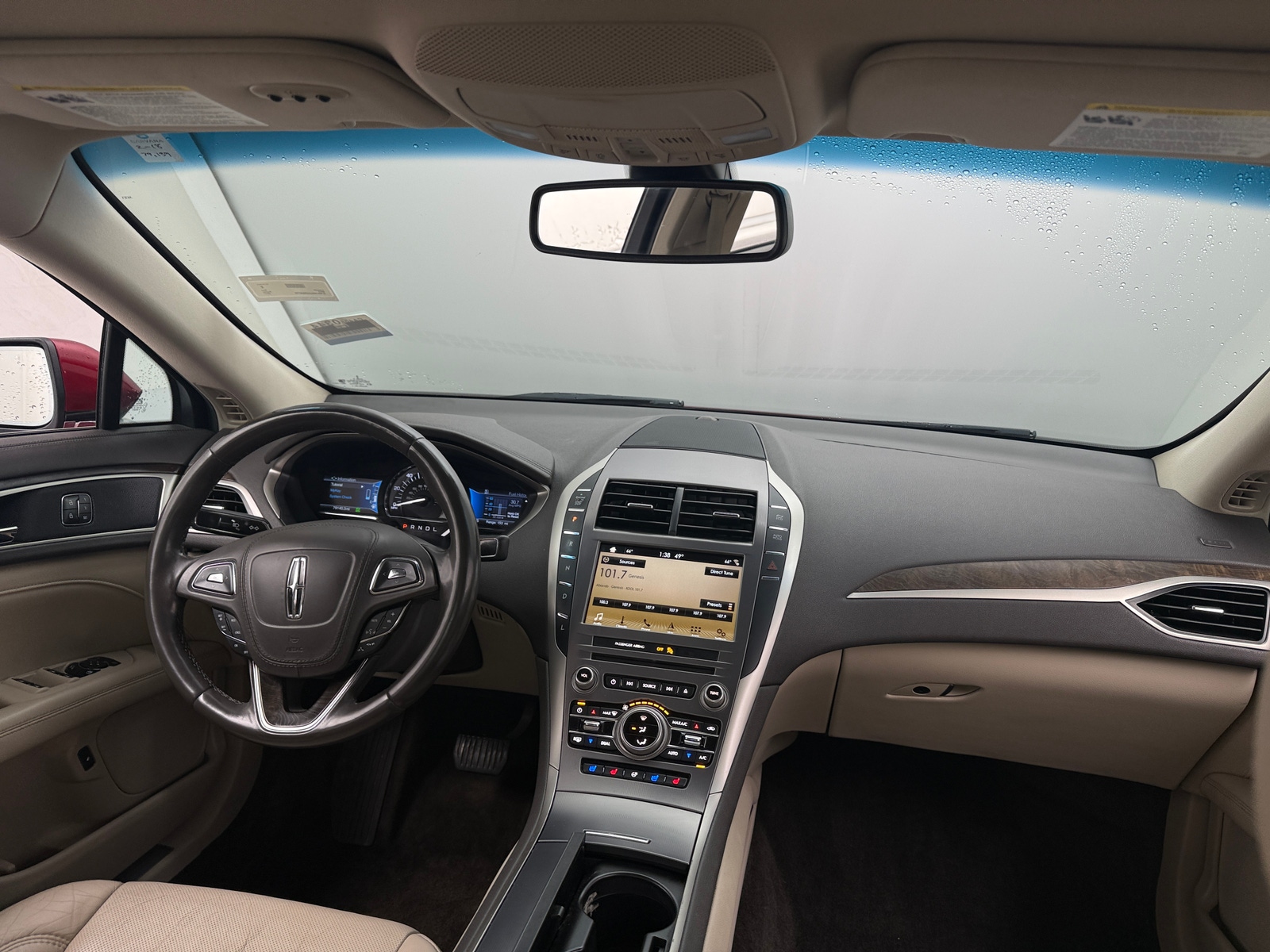 Thumbnail: 2017 Lincoln MKZ - 2