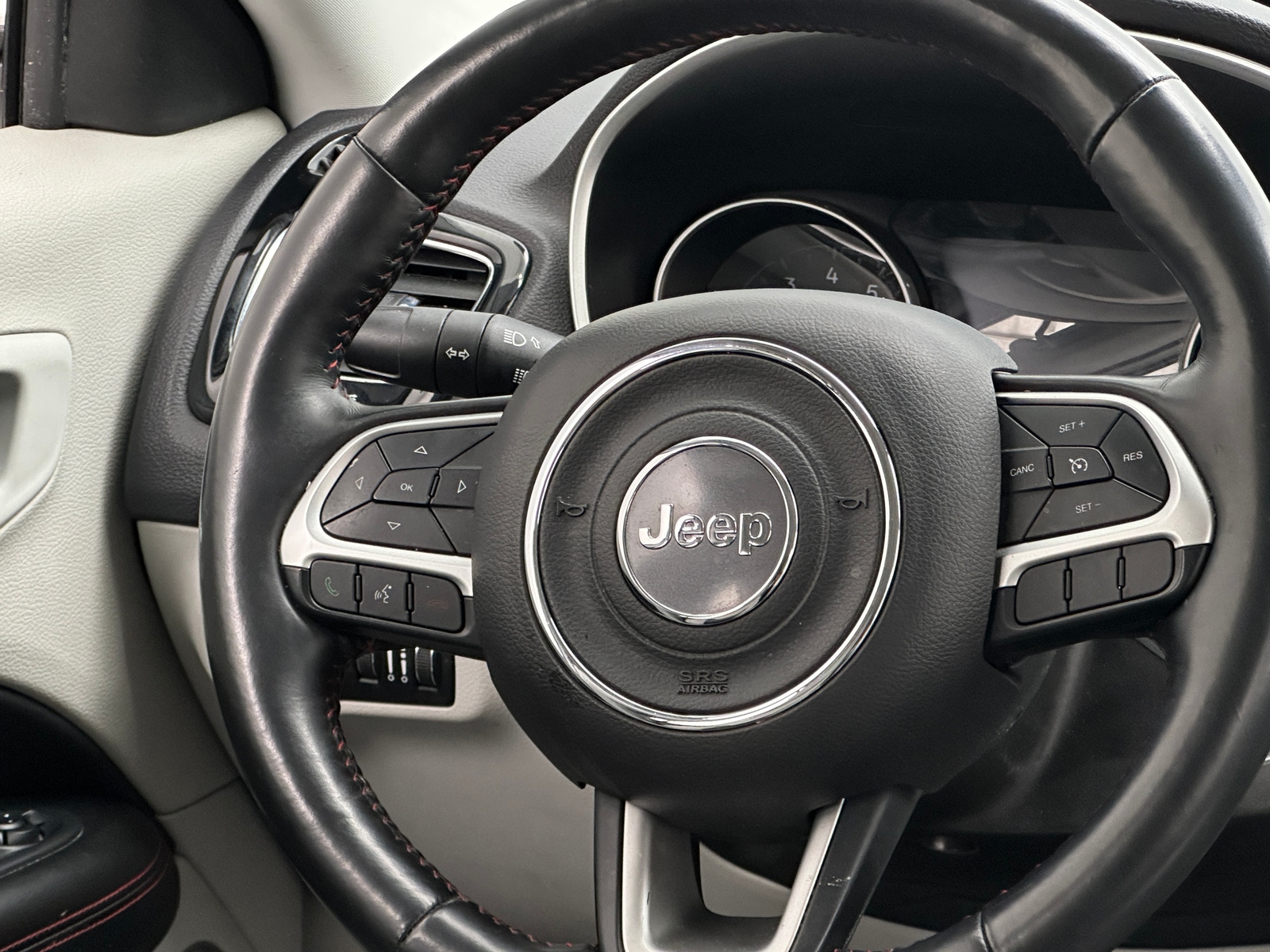 Thumbnail: 2018 Jeep Compass - 4