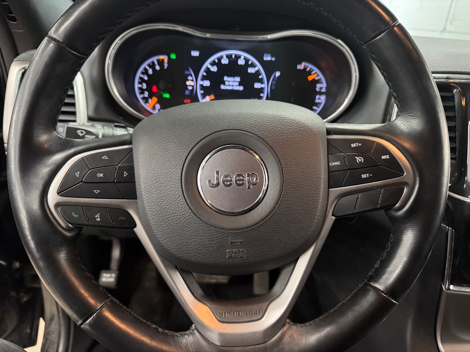 Thumbnail: 2021 Jeep Grand Cherokee - 4