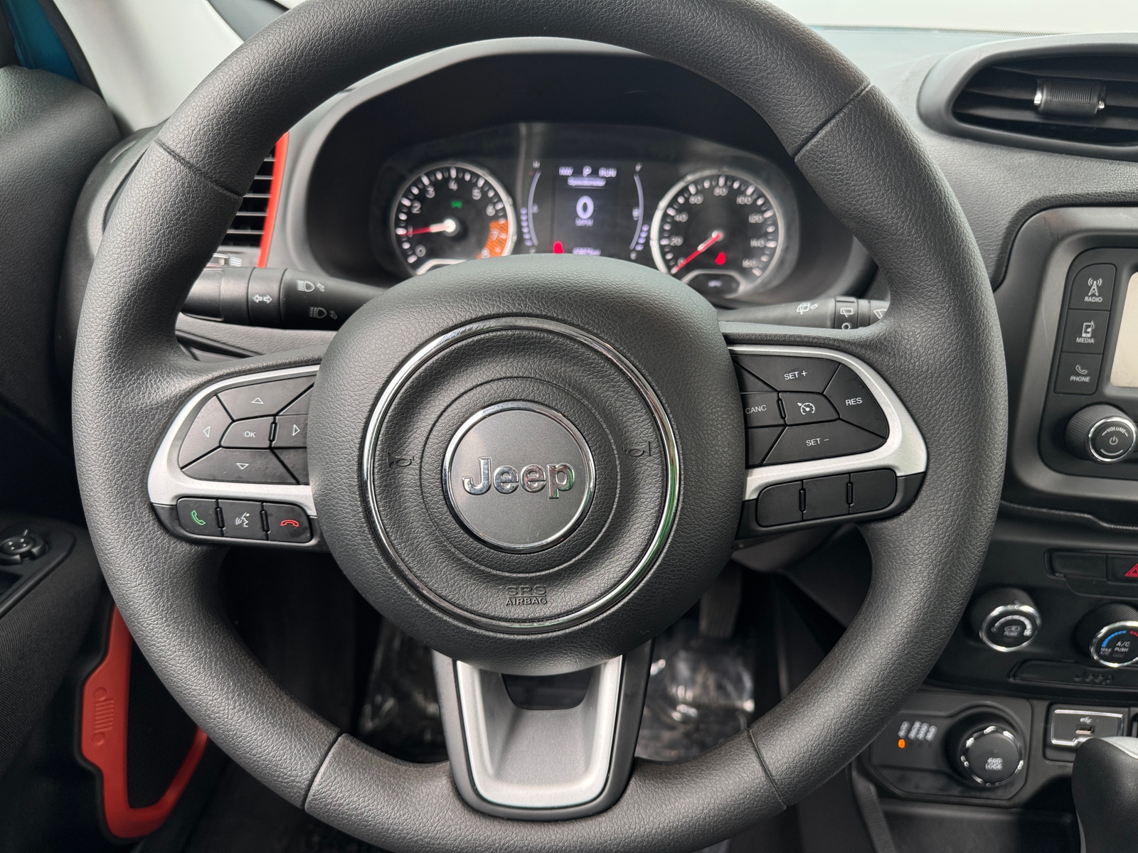 Thumbnail: 2020 Jeep Renegade - 5