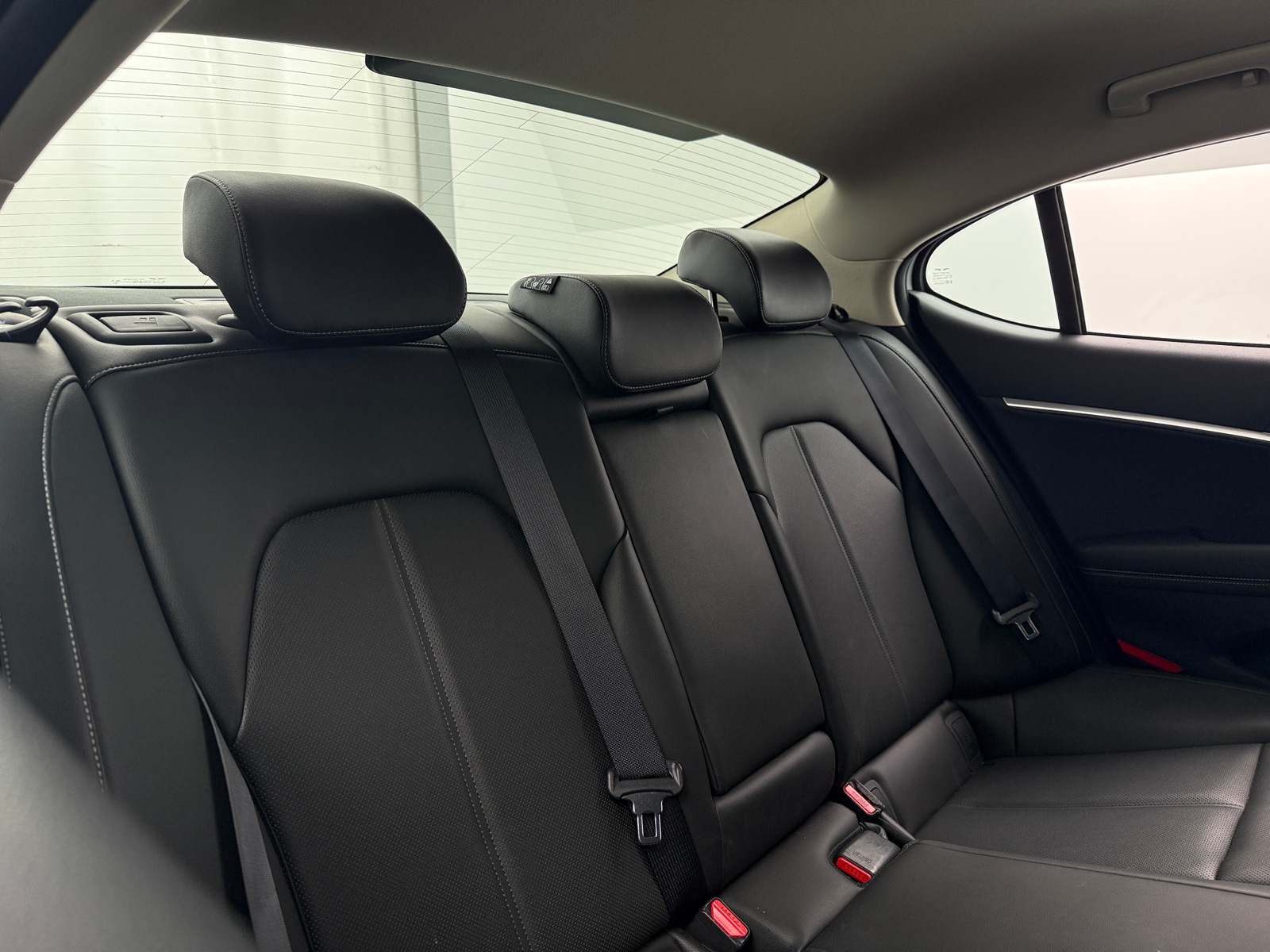 Thumbnail: 2025 Genesis G70 - 5