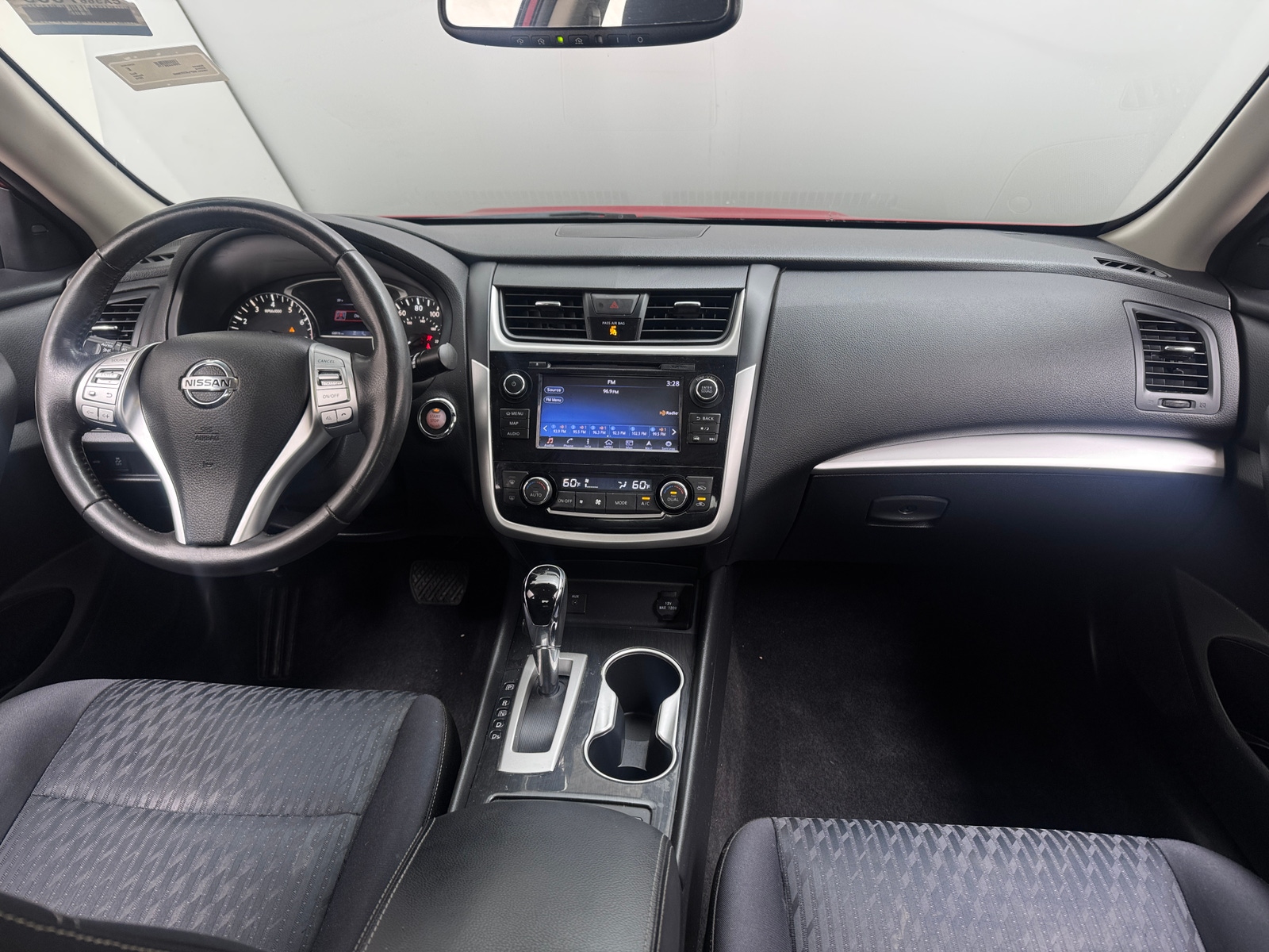 Thumbnail: 2018 Nissan Altima - 3