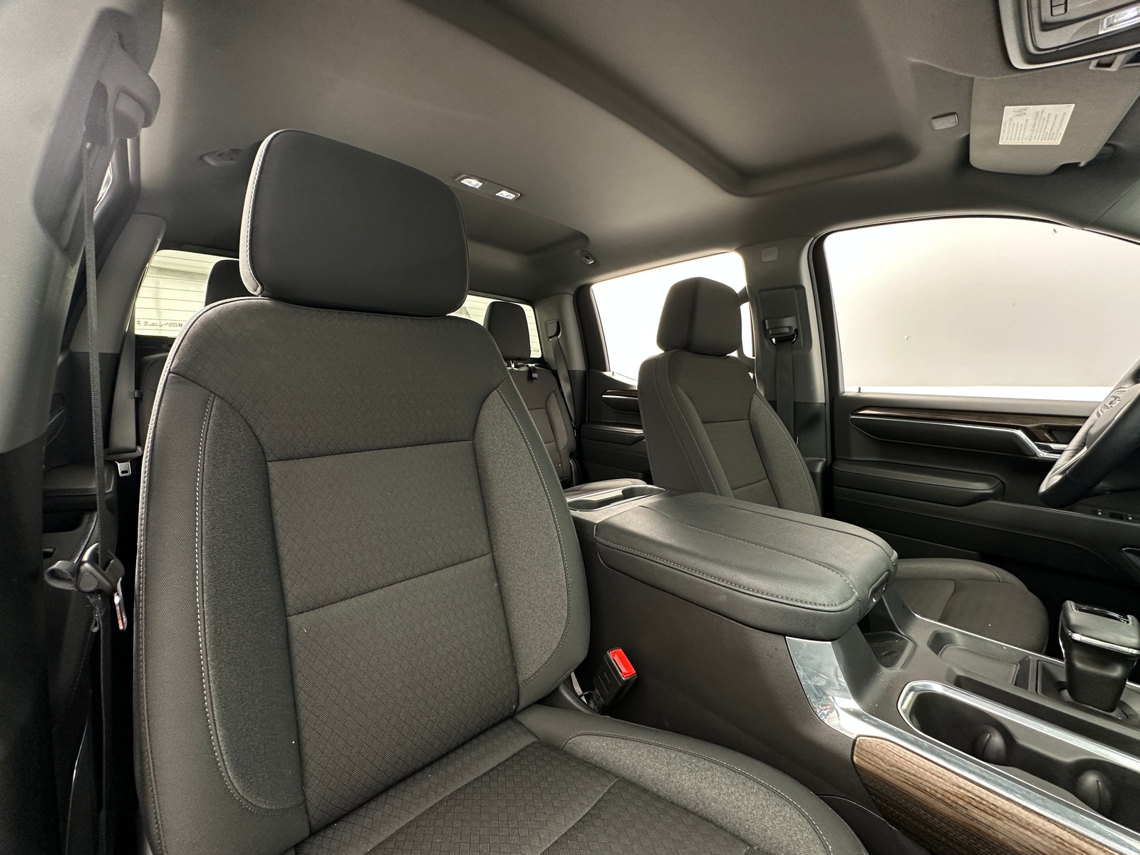 Thumbnail: 2024 Chevrolet Silverado 1500 - 2