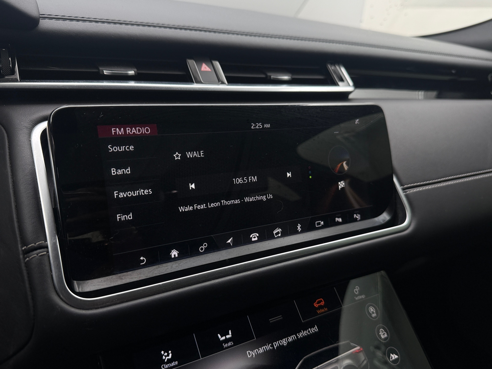 Thumbnail: 2018 Land Rover Range Rover Velar - 3