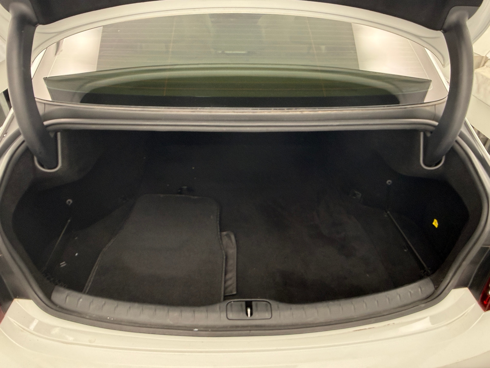 Thumbnail: 2021 Genesis G80 - 6