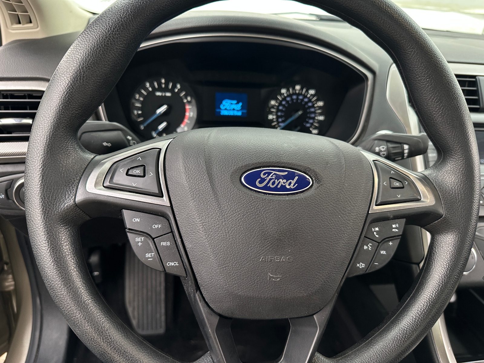 Thumbnail: 2017 Ford Fusion - 5