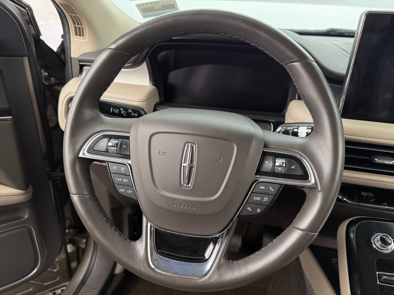 Thumbnail: 2021 Lincoln Nautilus - 4