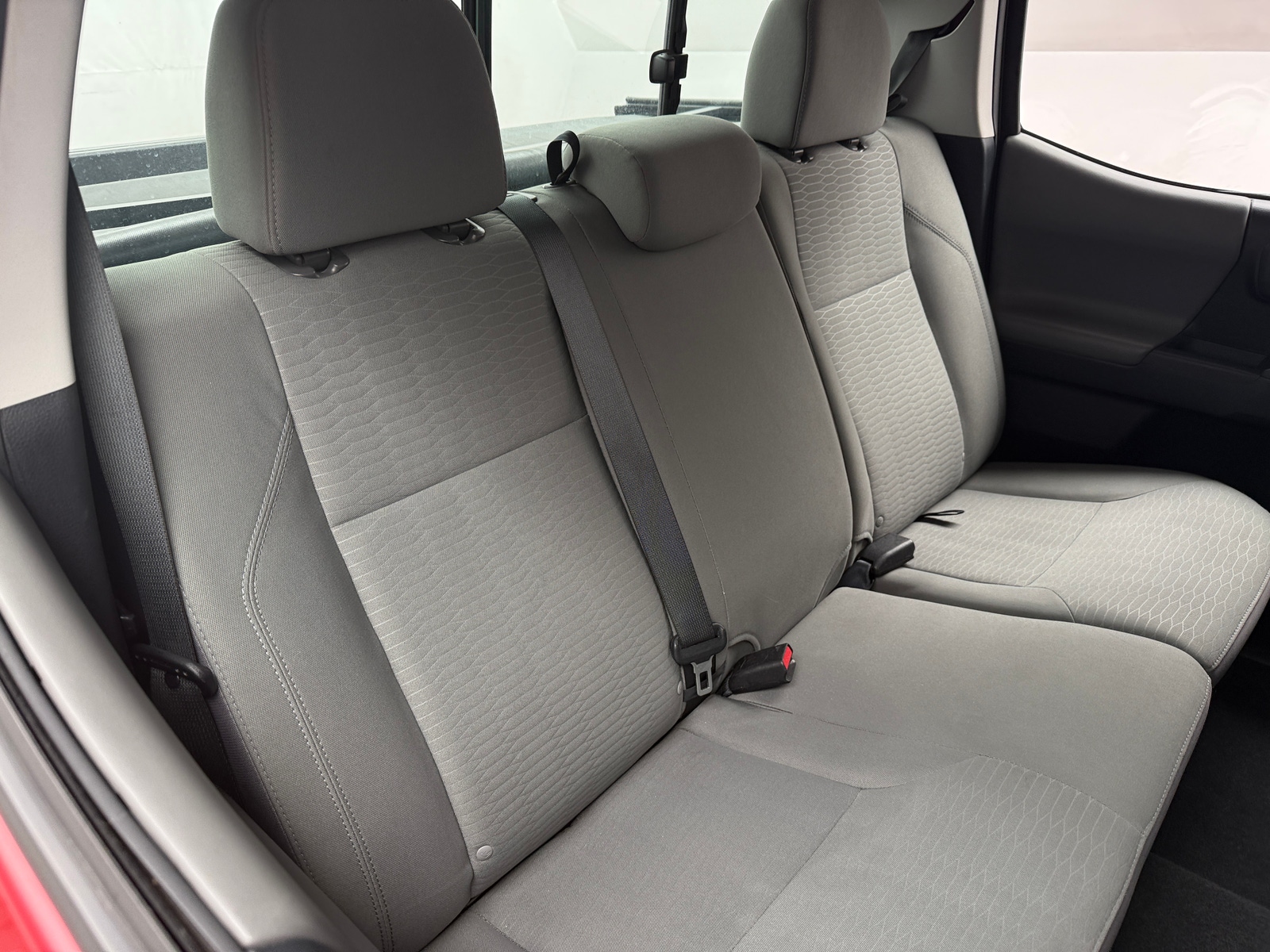 Thumbnail: 2016 Toyota Tacoma - 6