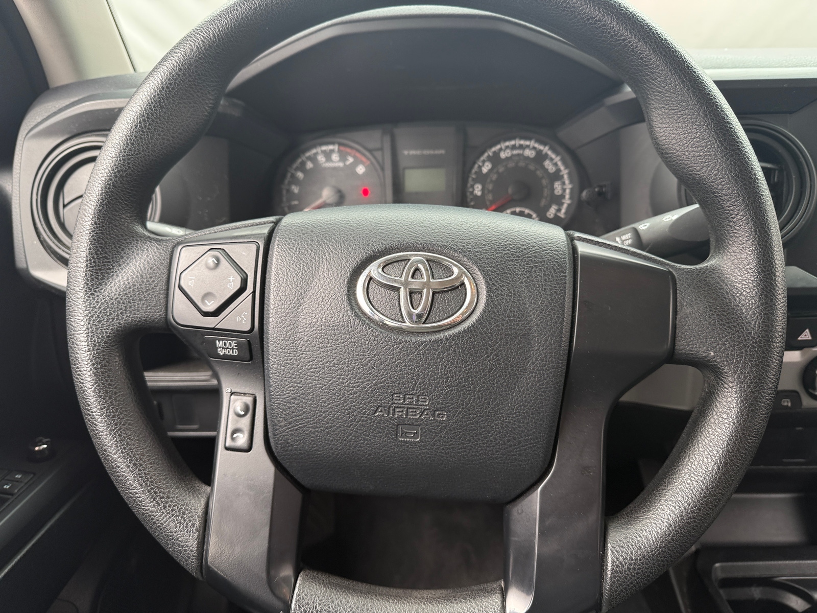 Thumbnail: 2016 Toyota Tacoma - 5