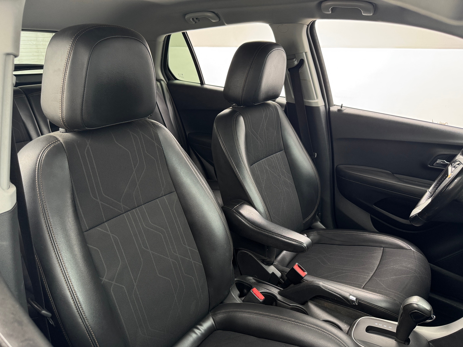 Thumbnail: 2019 Chevrolet Trax - 2