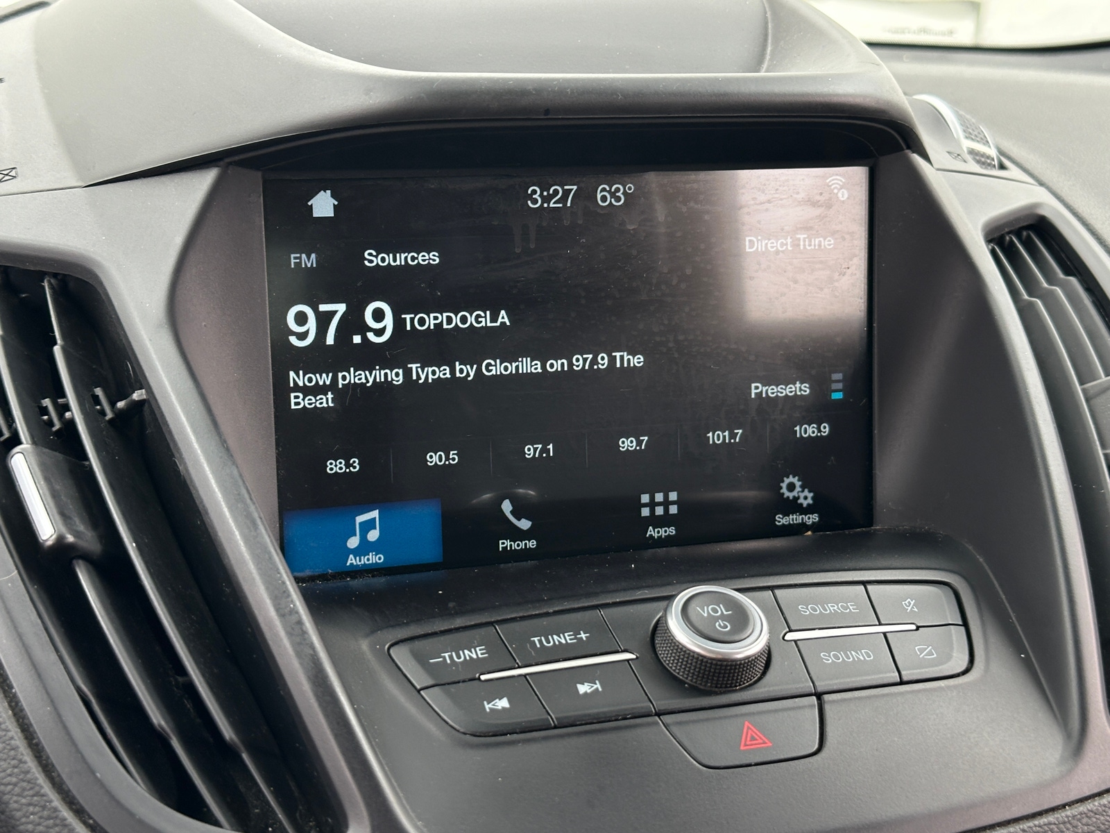 Thumbnail: 2019 Ford Escape - 3