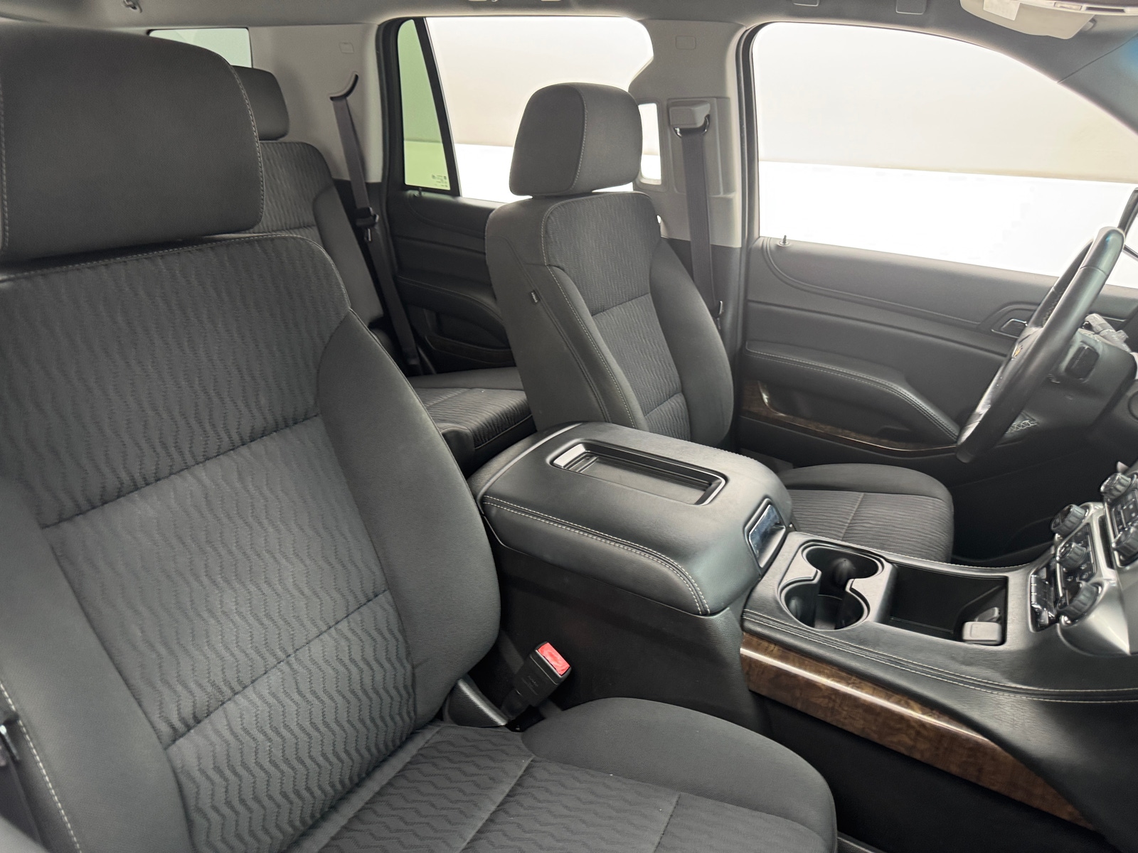 Thumbnail: 2017 Chevrolet Tahoe - 2