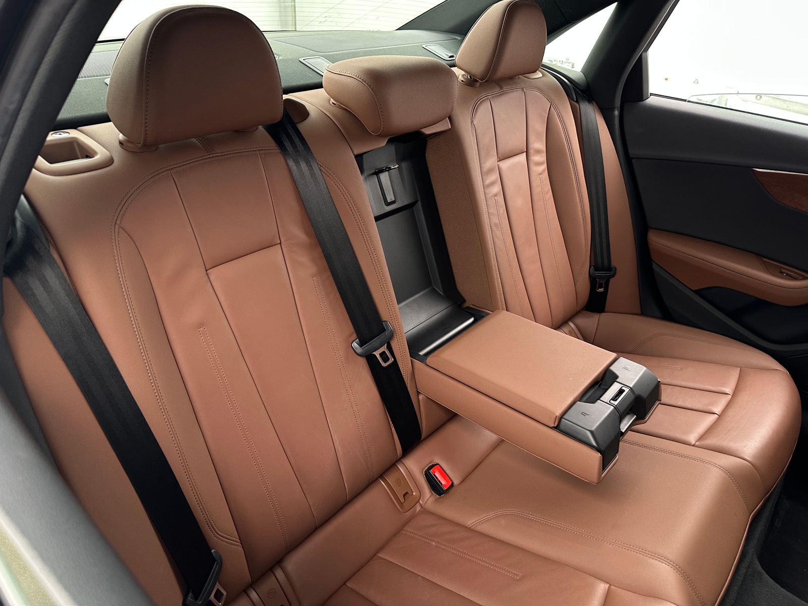 Thumbnail: 2020 Audi A4 - 5