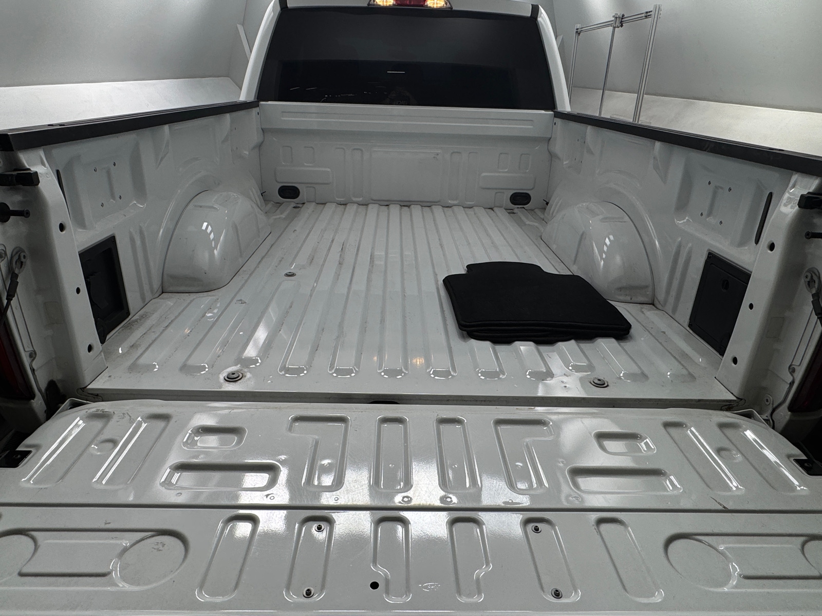 Thumbnail: 2024 Ford Econoline - 7