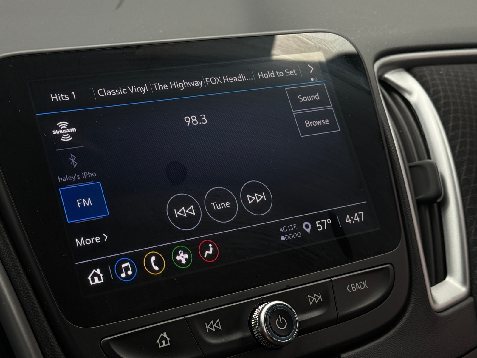 Thumbnail: 2024 Chevrolet Malibu - 4