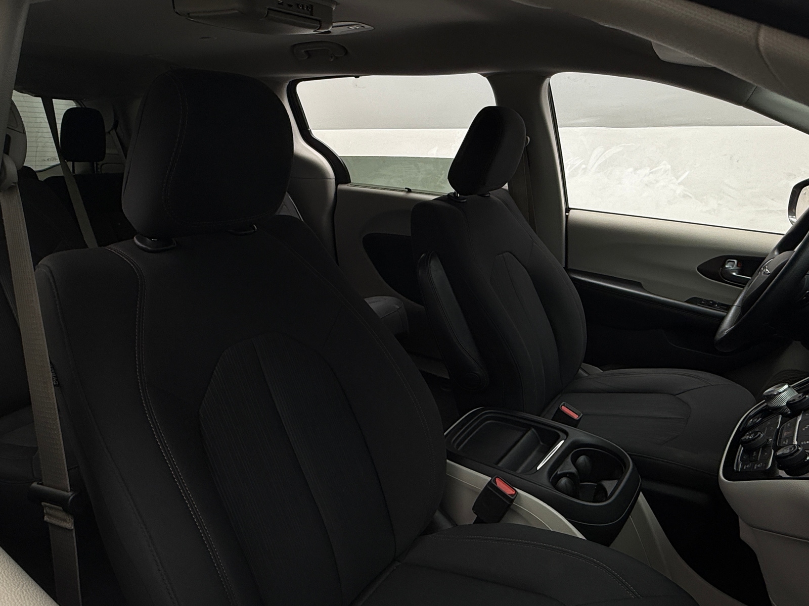 Thumbnail: 2019 Chrysler Pacifica - 2