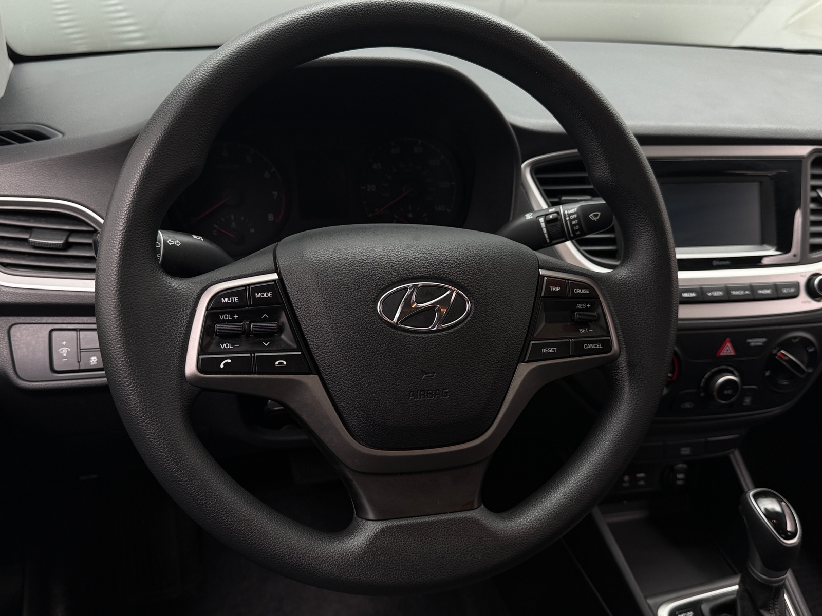 Thumbnail: 2022 Hyundai Accent - 5