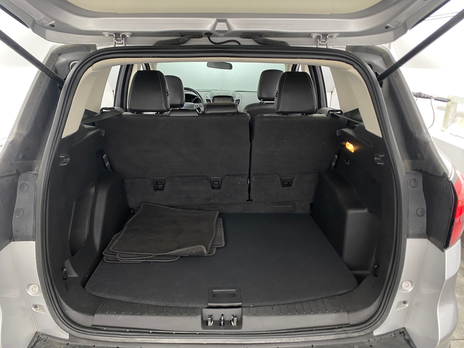 Thumbnail: 2019 Ford Escape - 6