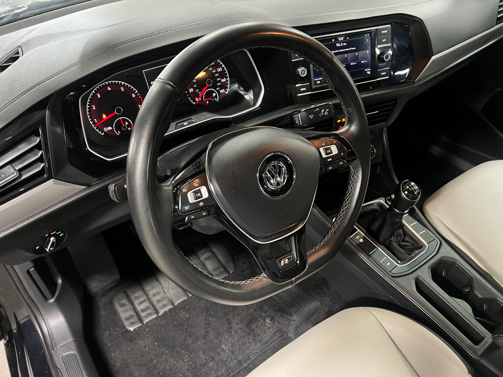 Thumbnail: 2021 Volkswagen Jetta - 5