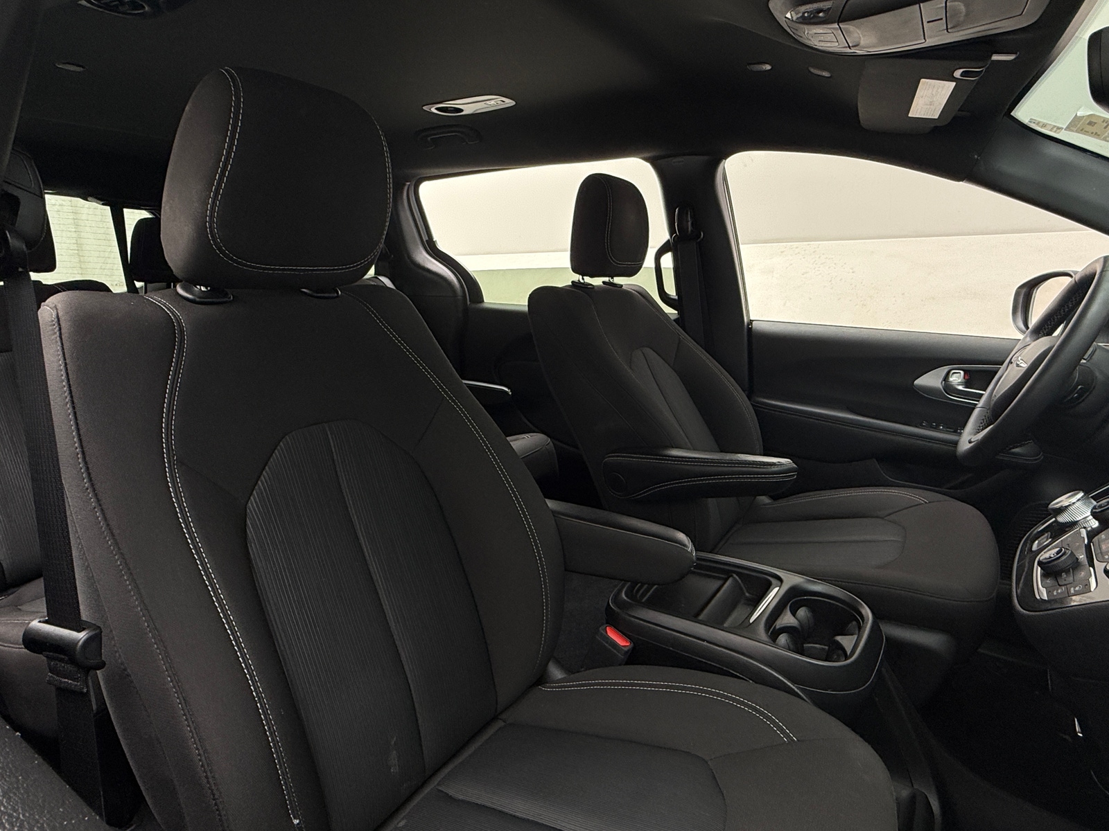 Thumbnail: 2023 Chrysler Pacifica - 2