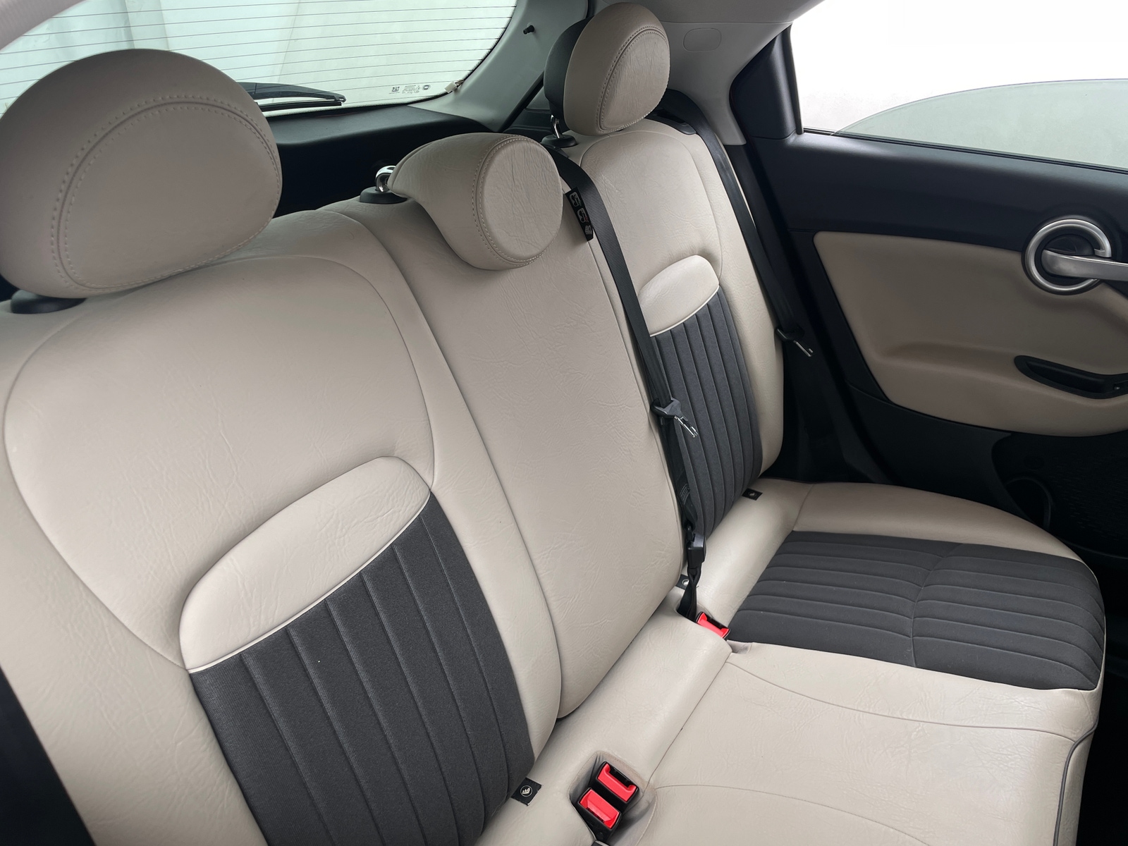 Thumbnail: 2016 Fiat 500X - 6