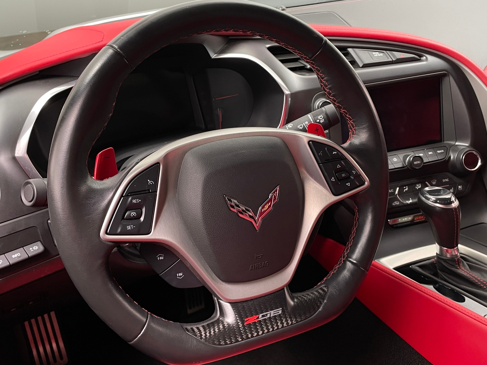 Thumbnail: 2018 Chevrolet Corvette - 3