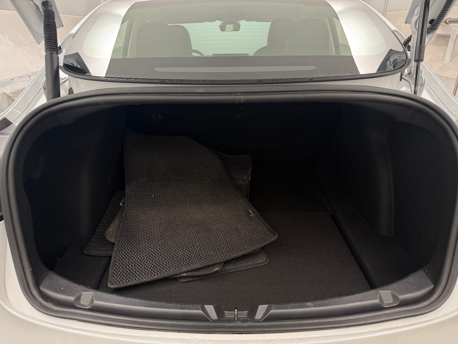 Thumbnail: 2022 Tesla Model 3 - 6