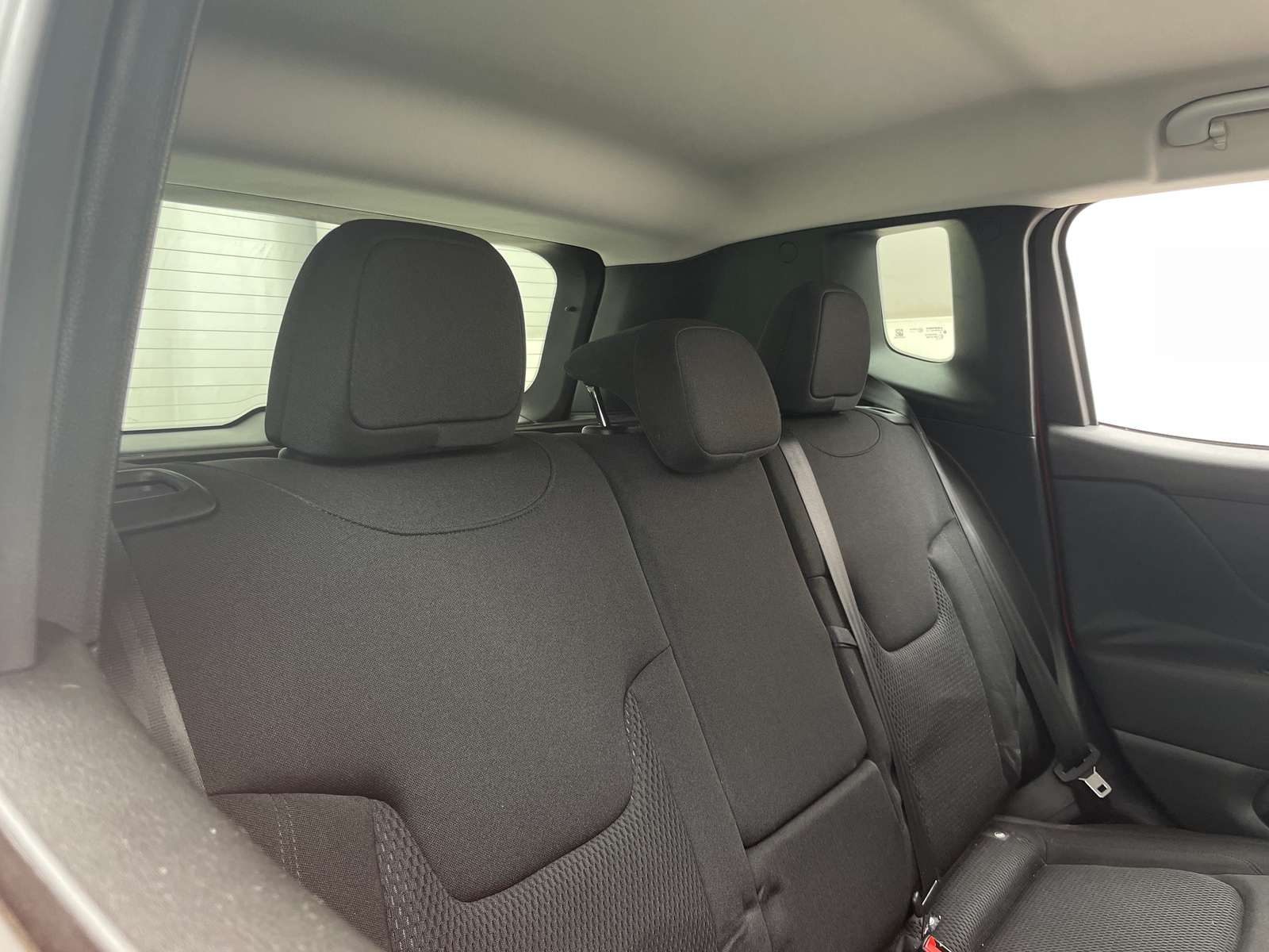 Thumbnail: 2018 Jeep Renegade - 6