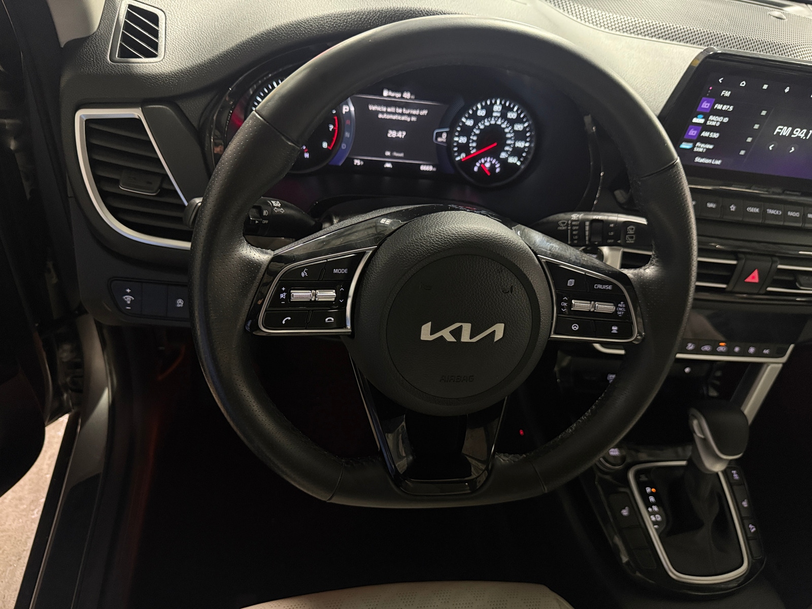 Thumbnail: 2023 Kia Seltos - 4