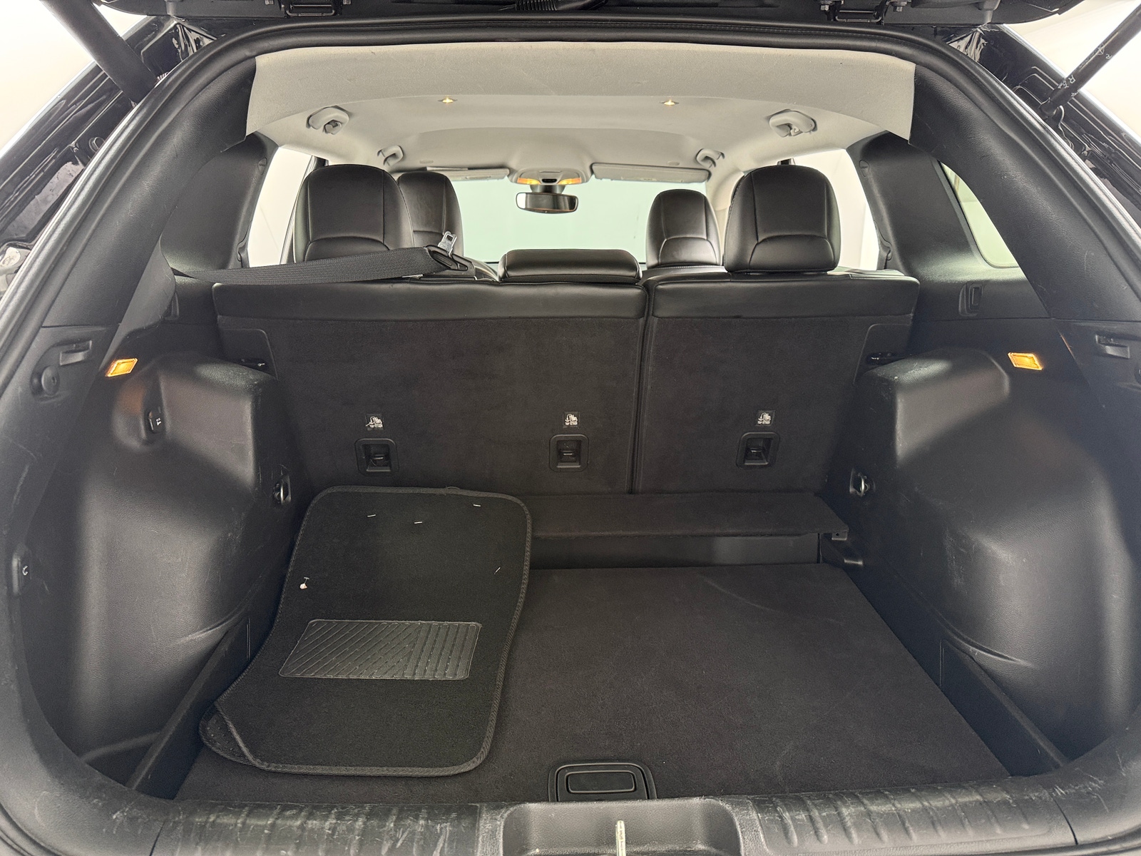 Thumbnail: 2020 Jeep Cherokee - 7