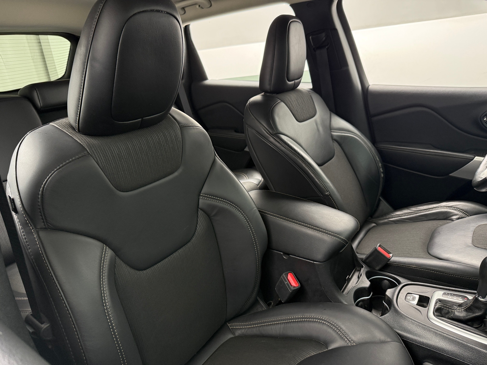 Thumbnail: 2018 Jeep Cherokee - 2