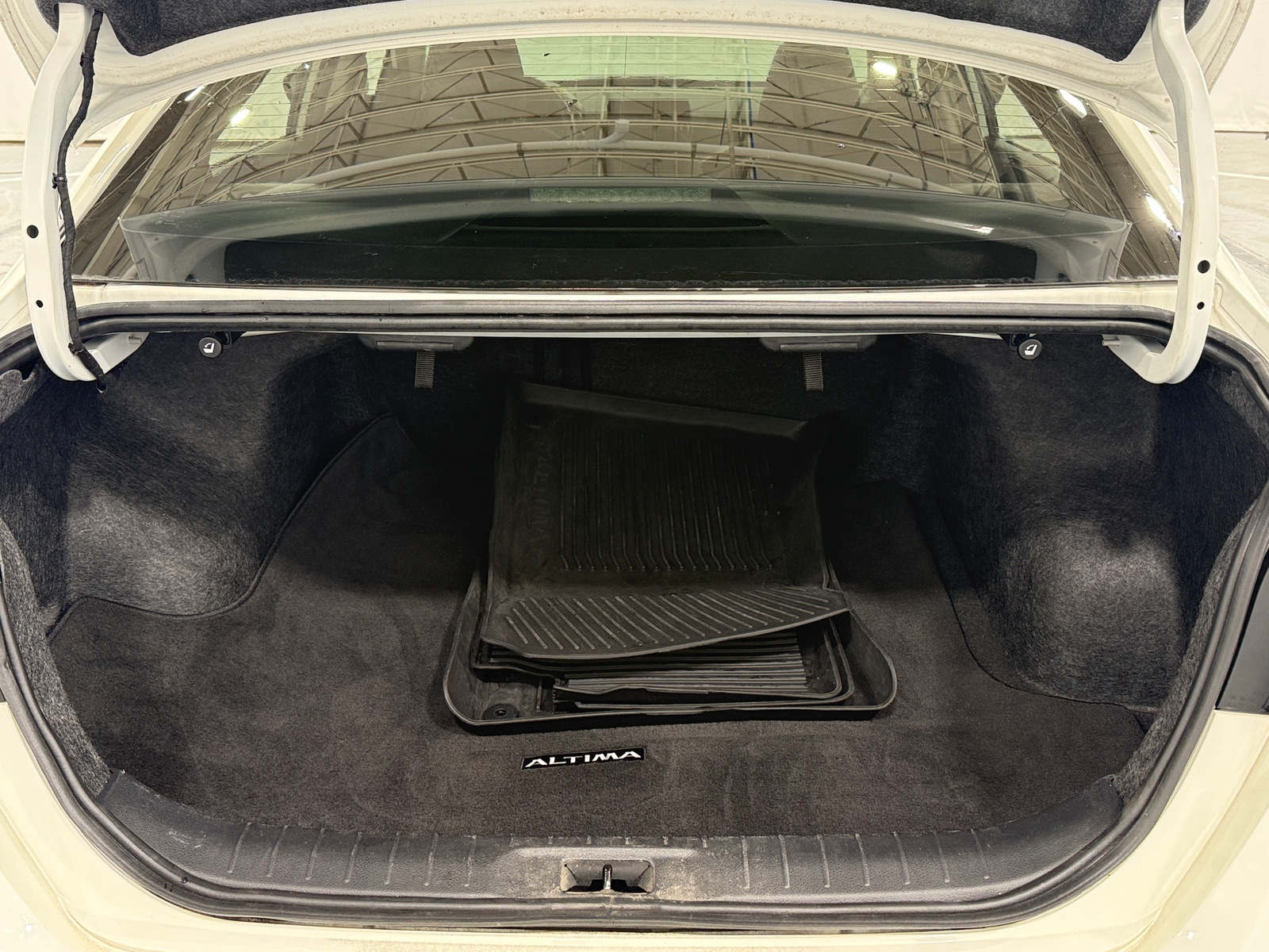 Thumbnail: 2023 Nissan Altima - 7