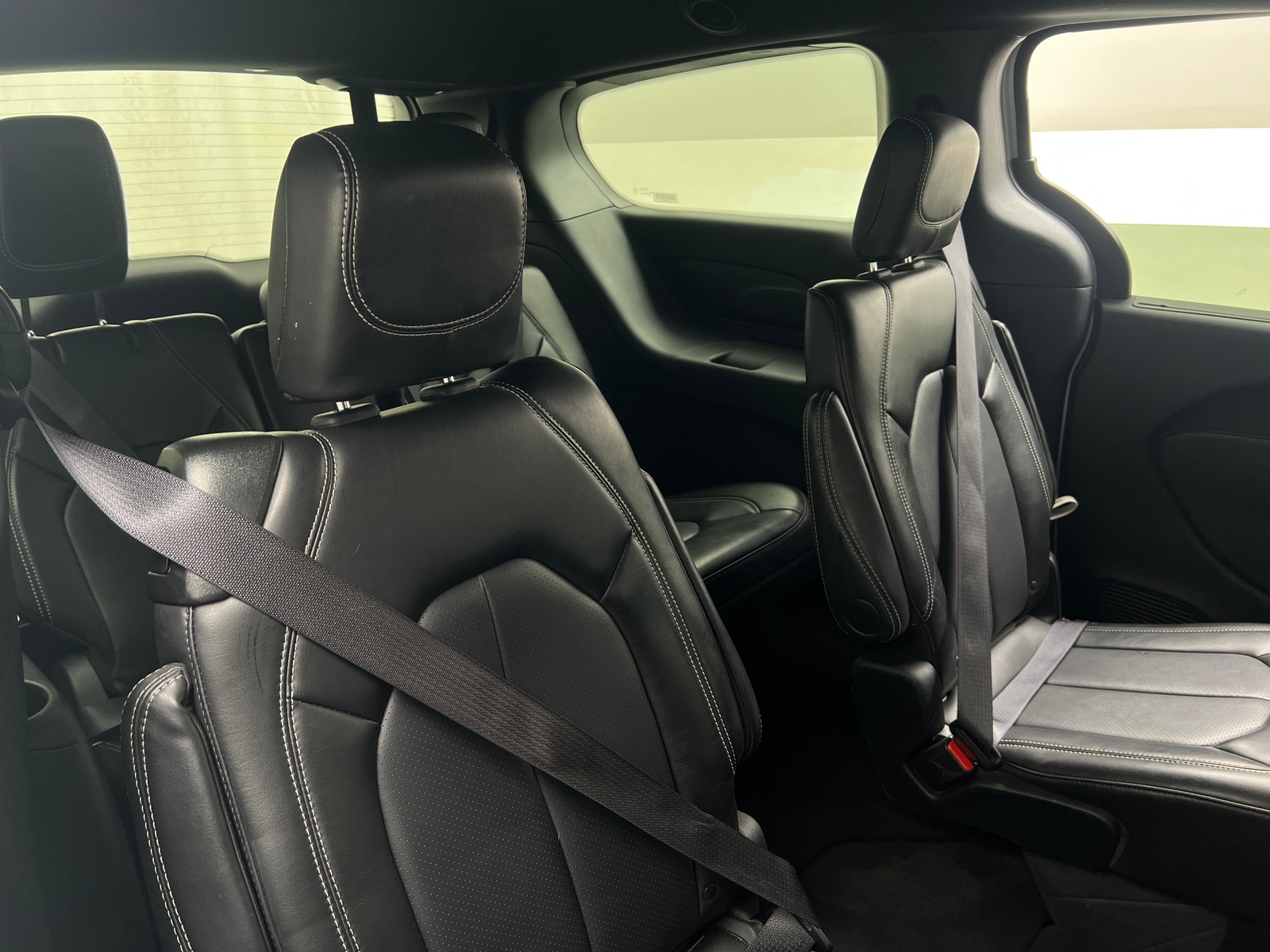 Thumbnail: 2025 Chrysler Pacifica - 5