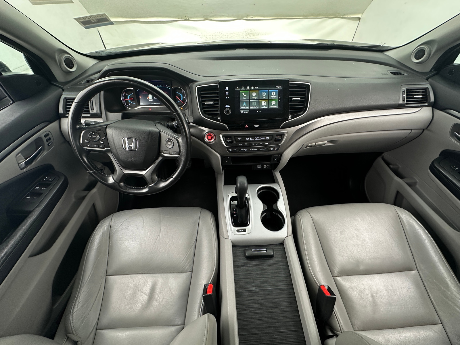 Thumbnail: 2019 Honda Pilot - 2