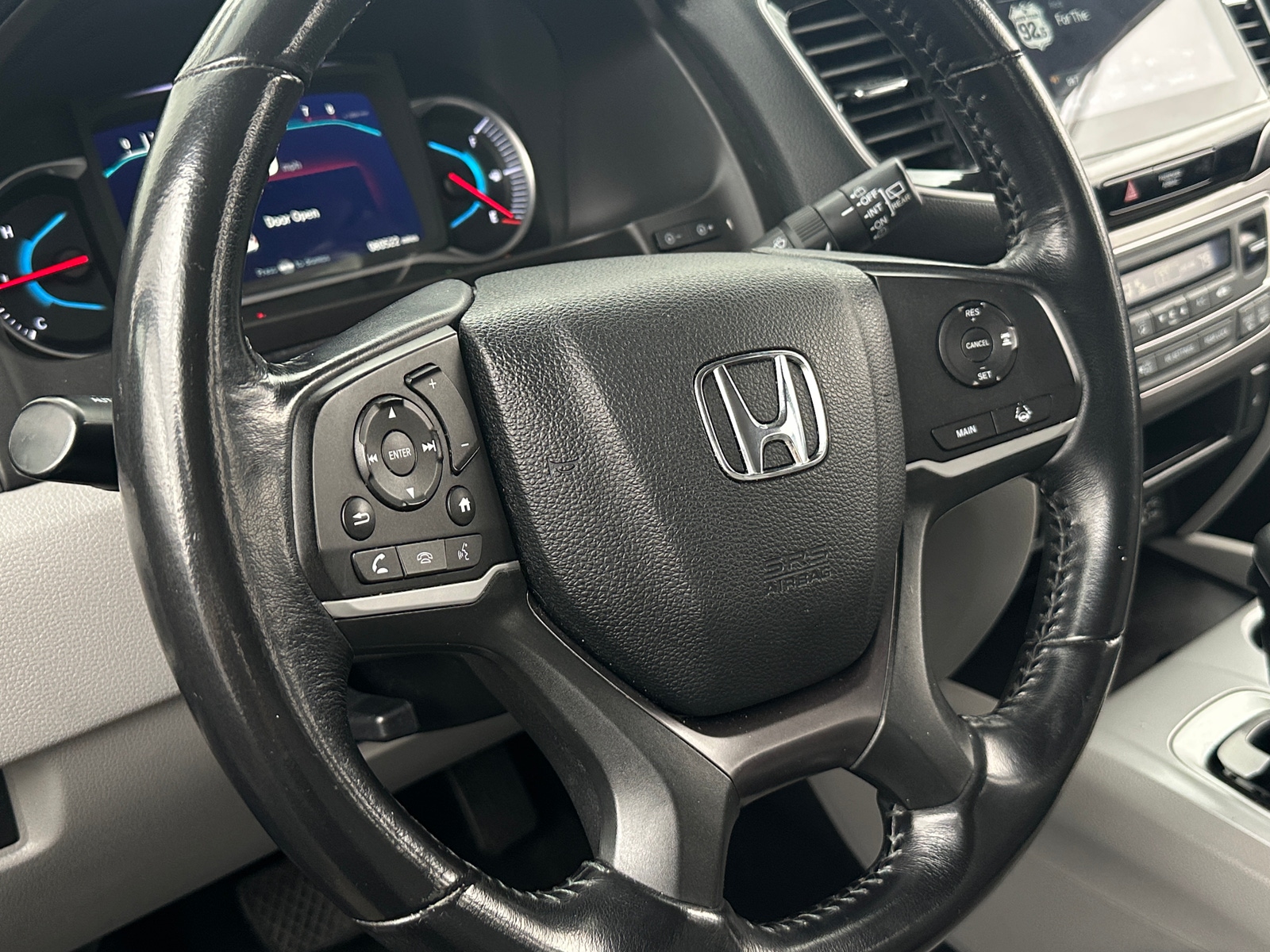 Thumbnail: 2019 Honda Pilot - 4