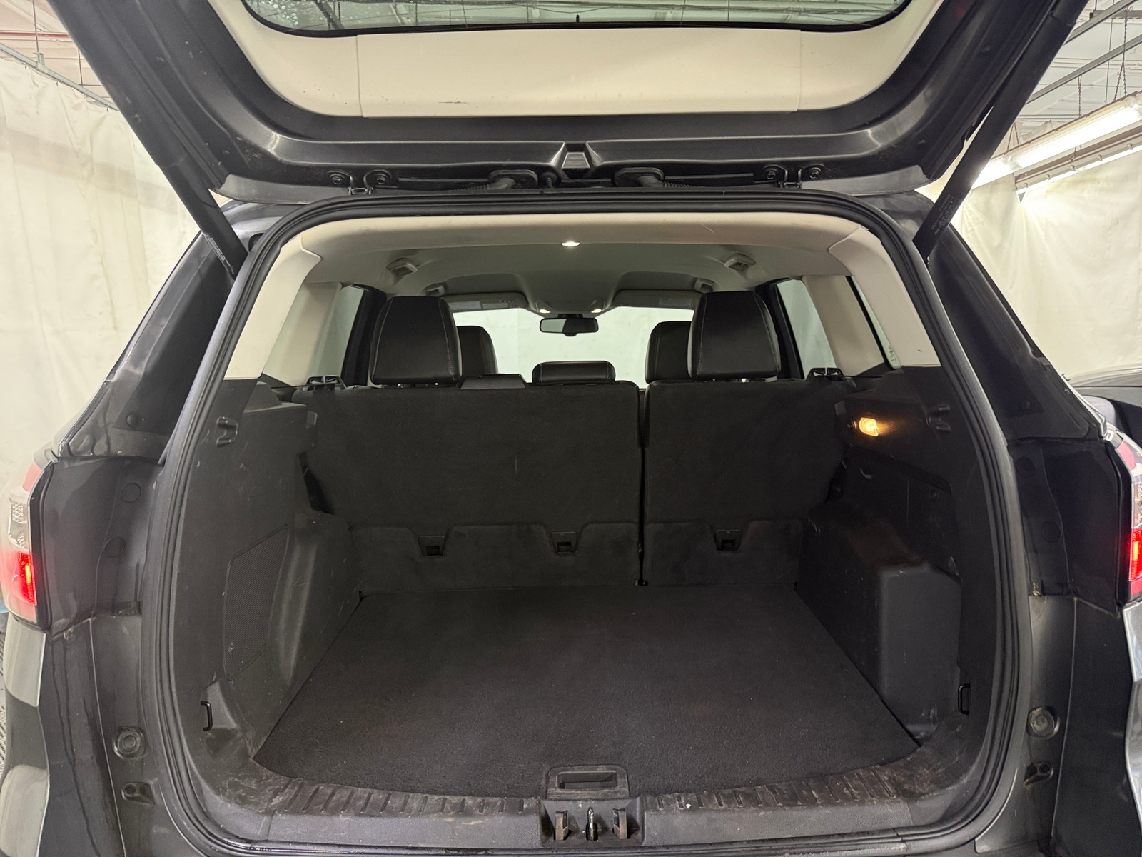 Thumbnail: 2017 Ford Escape - 6