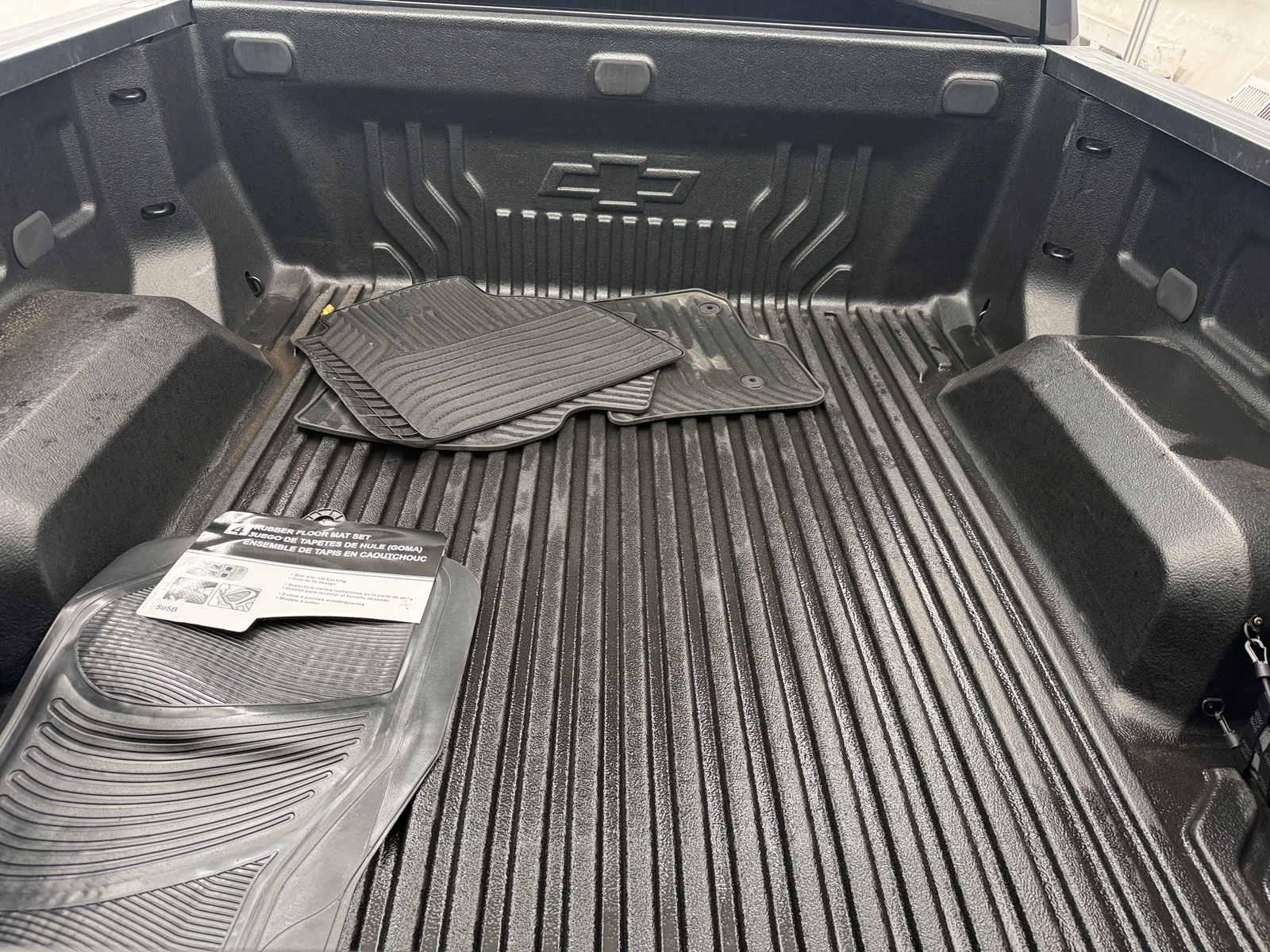 Thumbnail: 2024 Chevrolet Silverado 1500 - 7