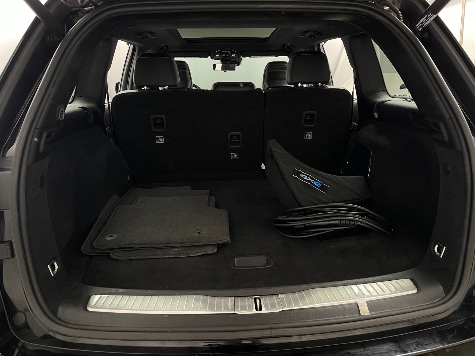 Thumbnail: 2022 Jeep Grand Cherokee - 6