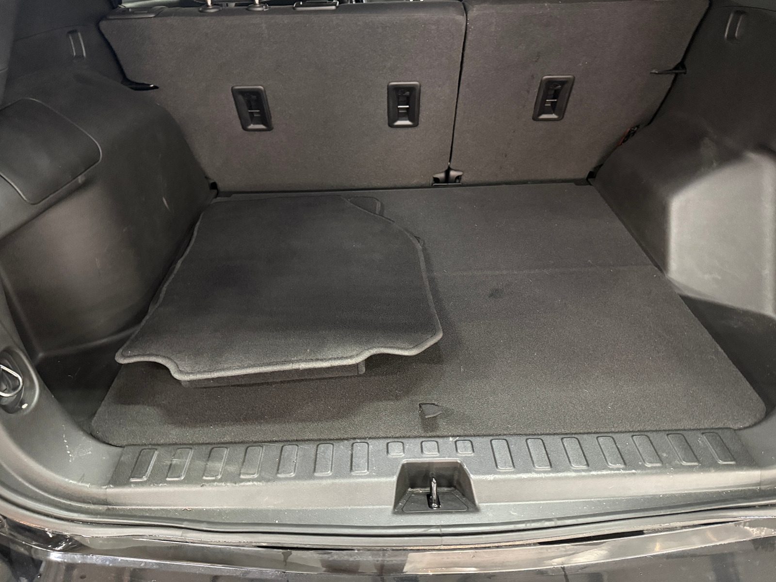 Thumbnail: 2020 Chevrolet Equinox - 7