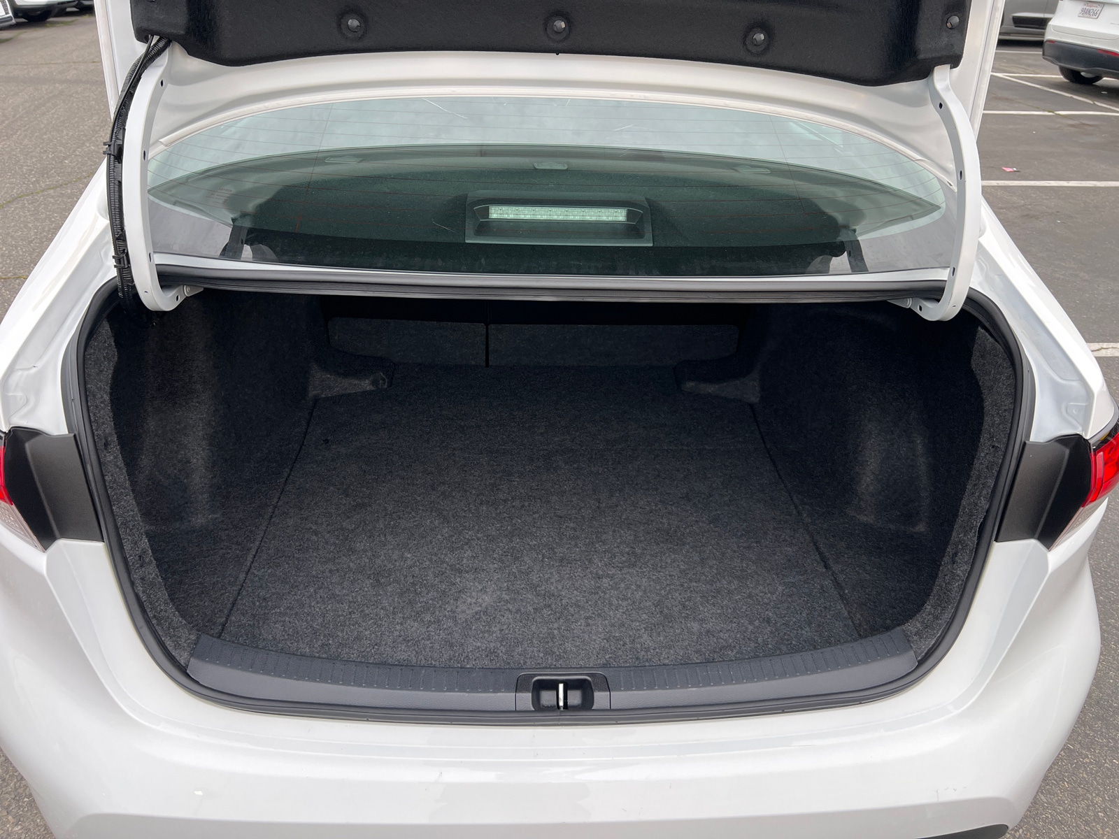 Thumbnail: 2025 Toyota Corolla - 6