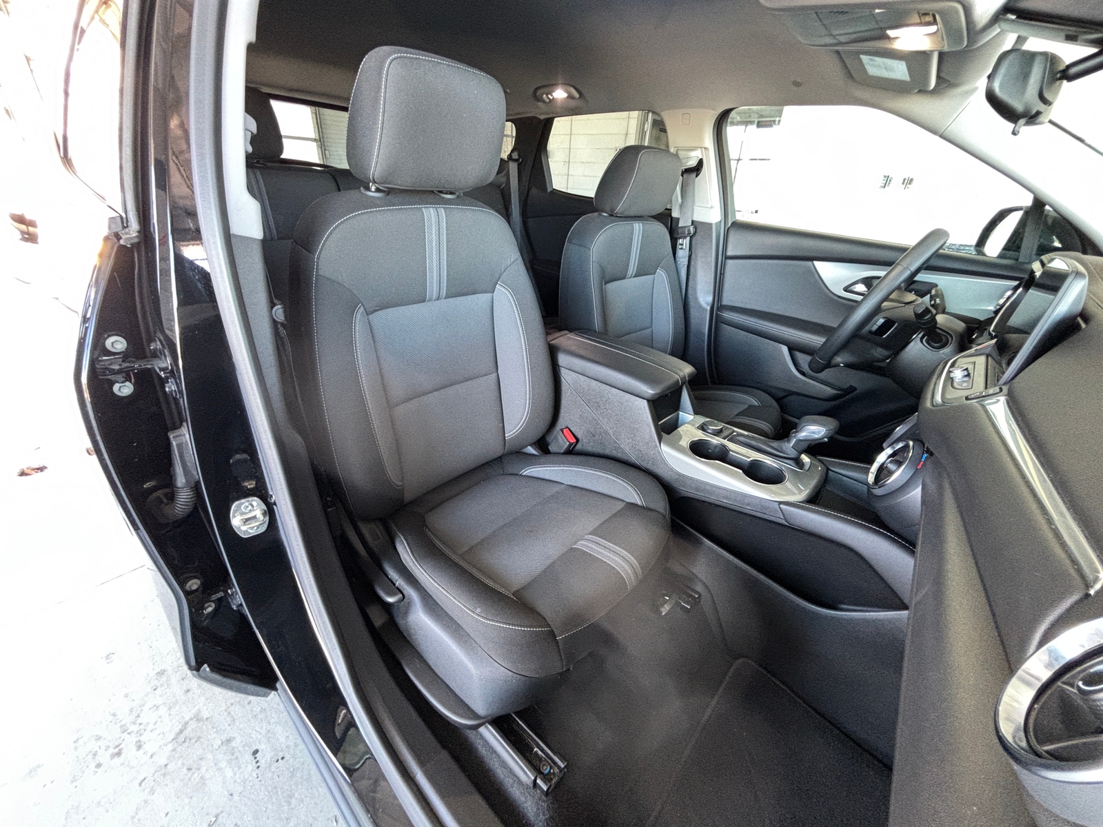 Thumbnail: 2025 Chevrolet Blazer - 2