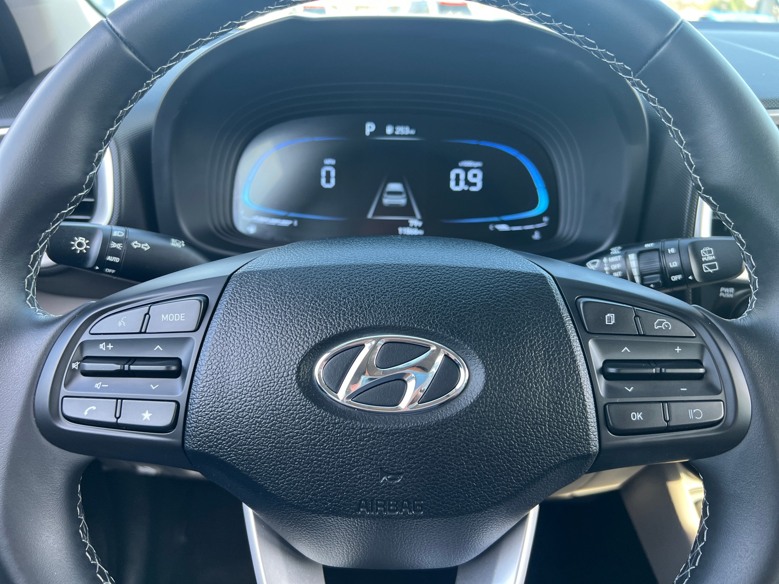 Thumbnail: 2025 Hyundai Venue - 5