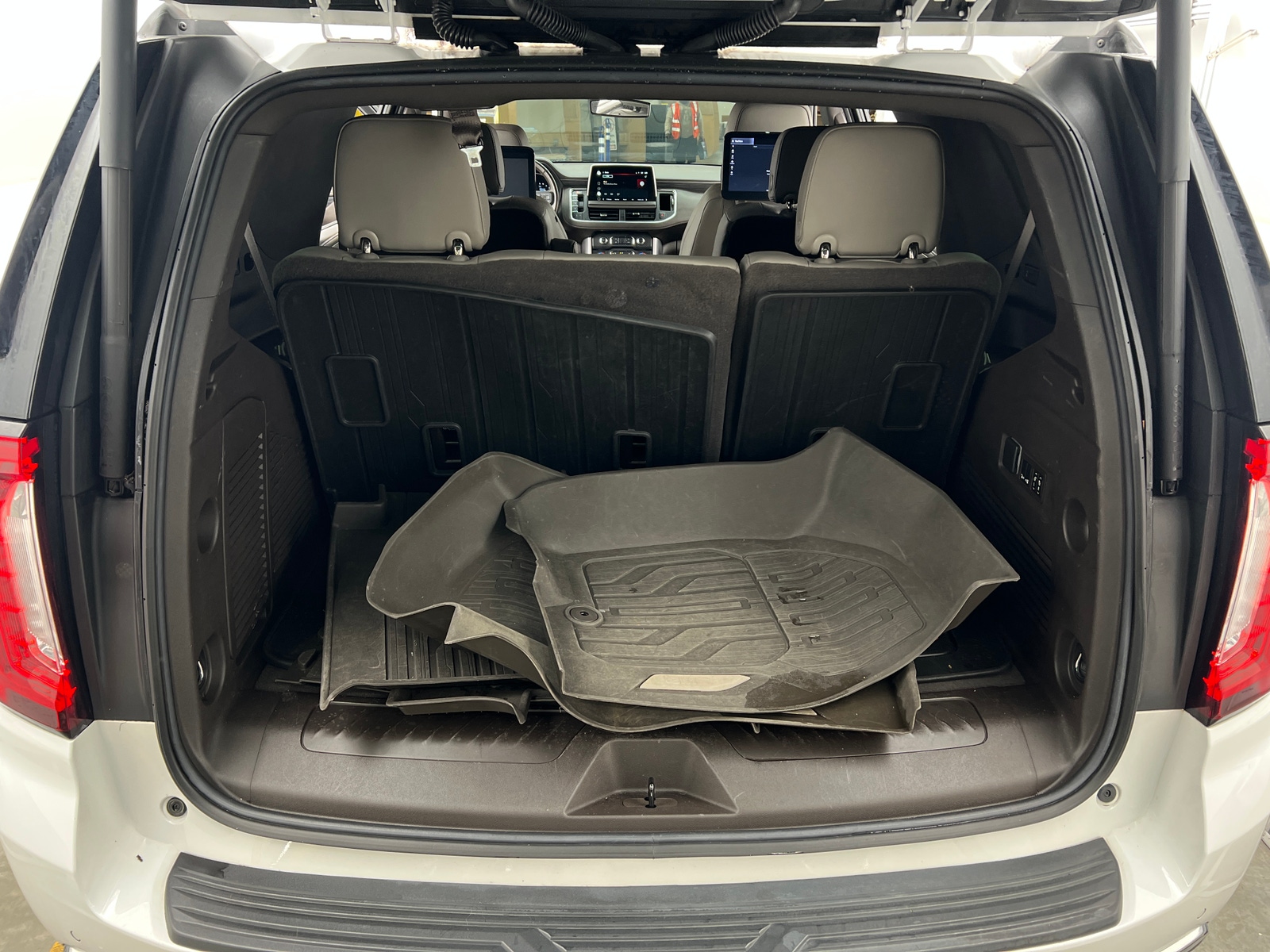 Thumbnail: 2022 GMC Yukon - 6