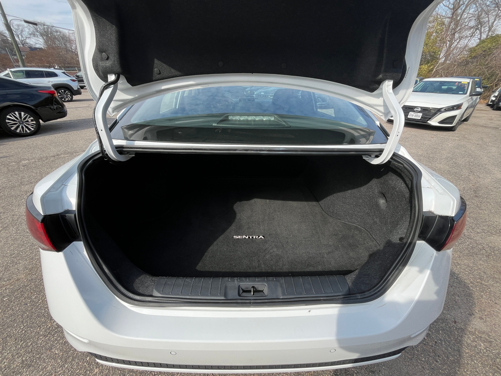 Thumbnail: 2025 Nissan Sentra - 6