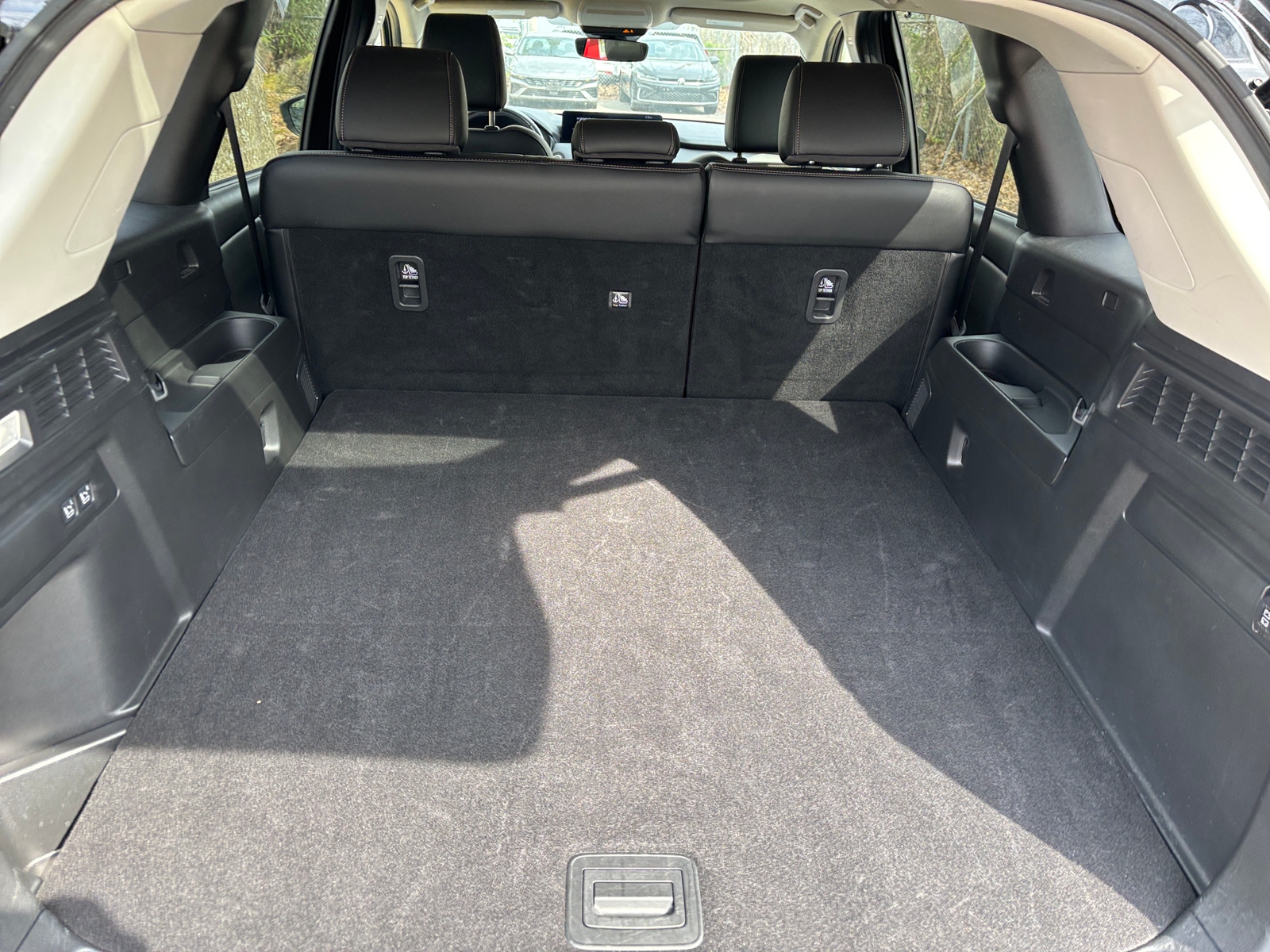 Thumbnail: 2025 Mazda CX-70 - 6