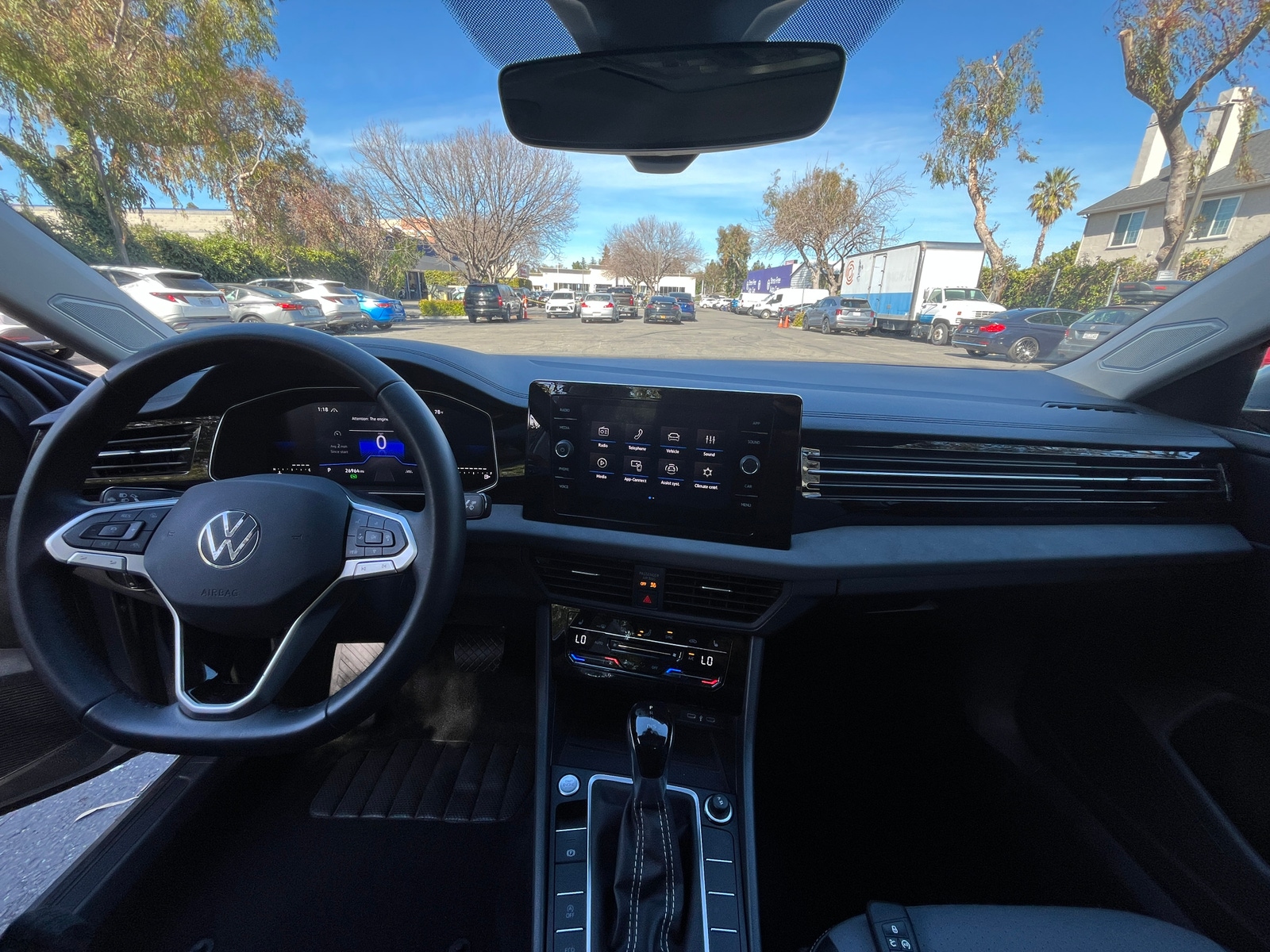 Thumbnail: 2025 Volkswagen Jetta - 3